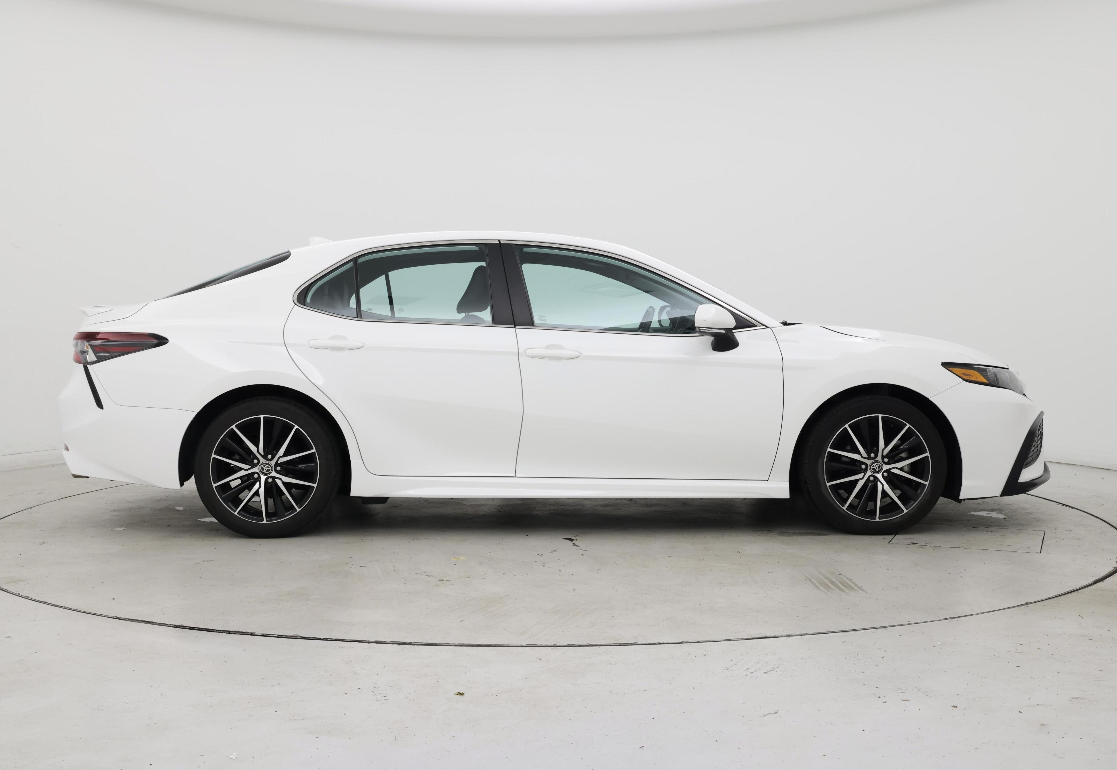 Thumbnail: 2023 Toyota Camry - 7