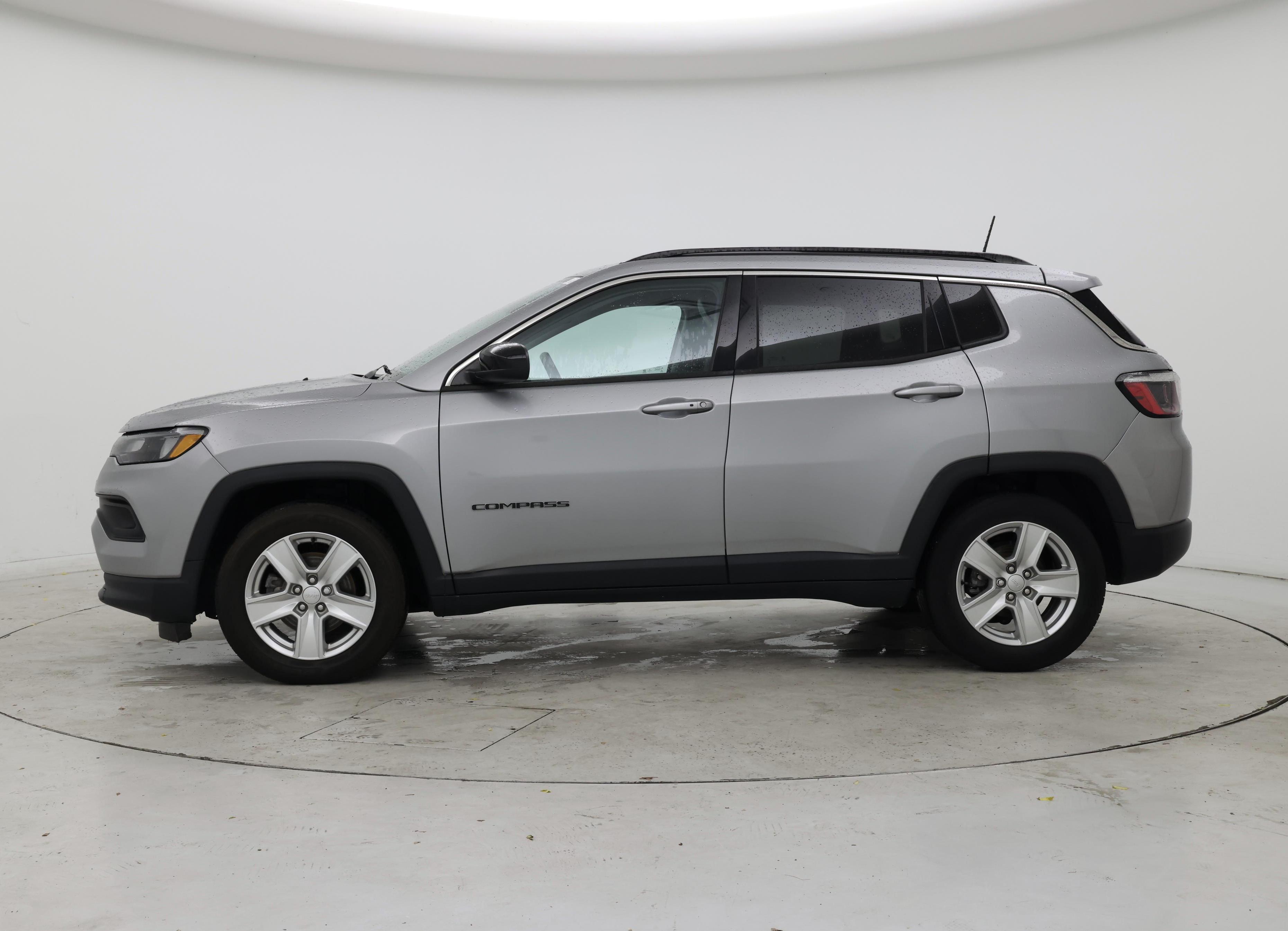 Thumbnail: 2022 Jeep Compass - 3