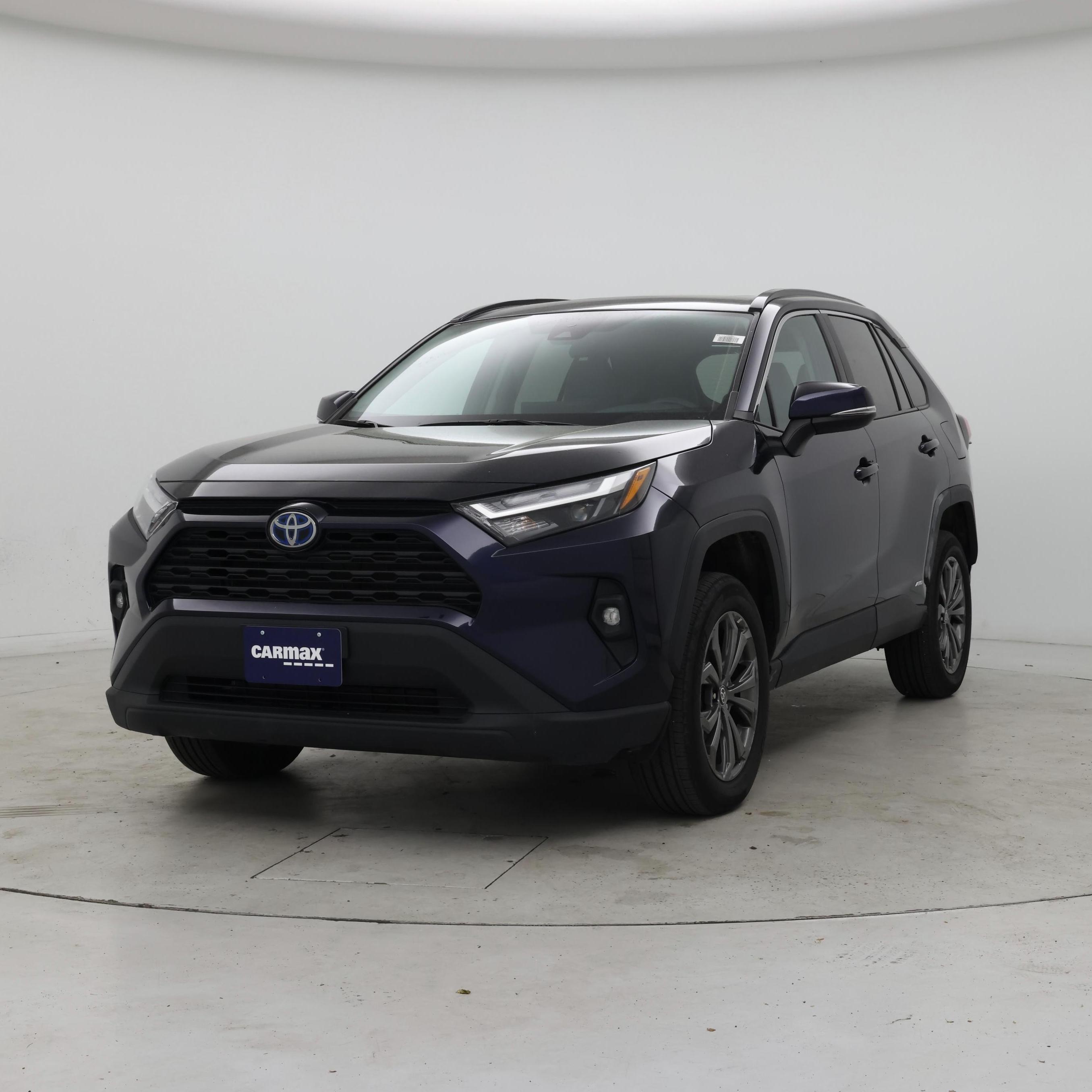 Thumbnail: 2022 Toyota RAV4 - 4
