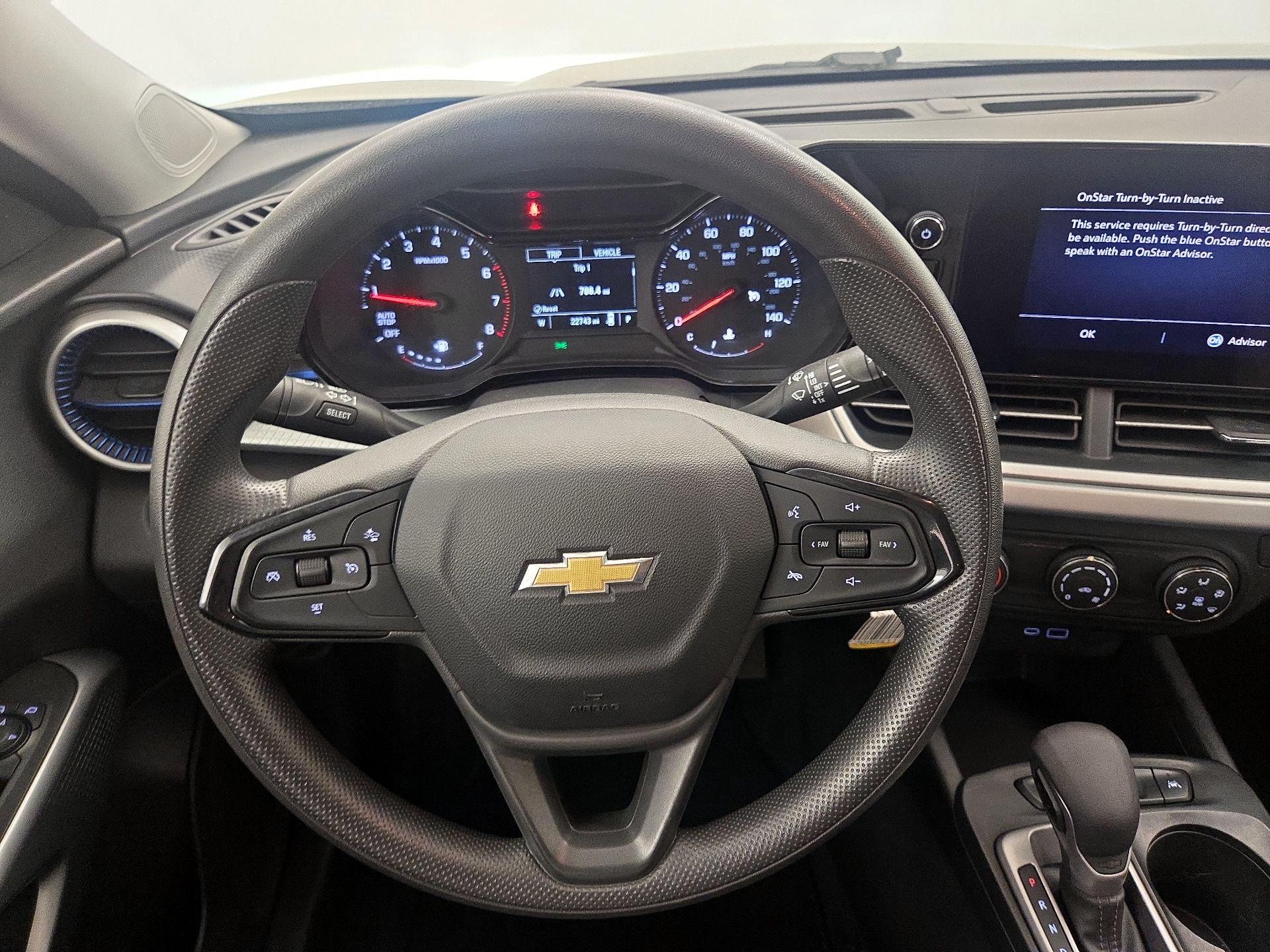 Thumbnail: 2024 Chevrolet Trax - 10