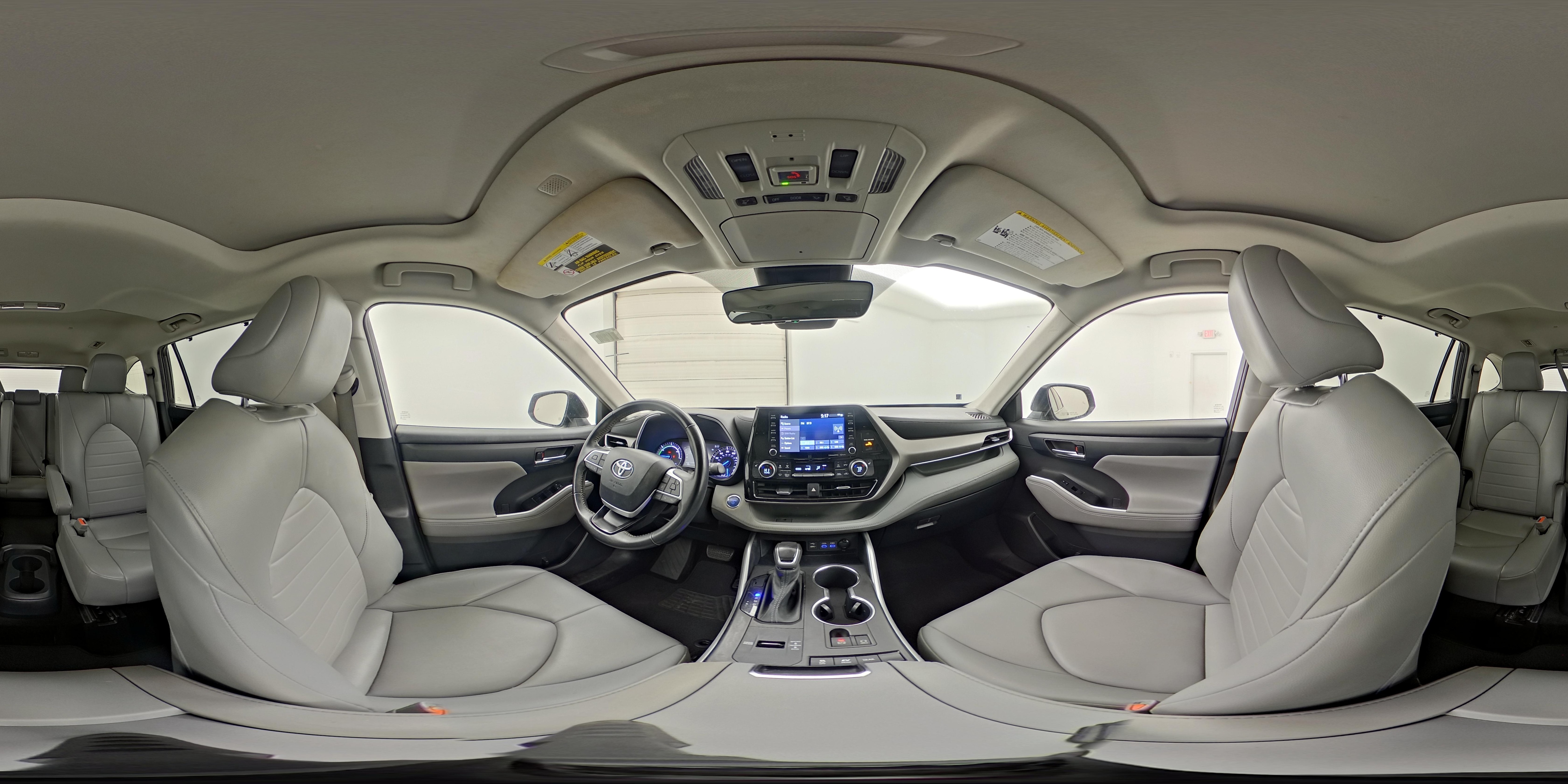 2022 Toyota Highlander XLE - Photo 25