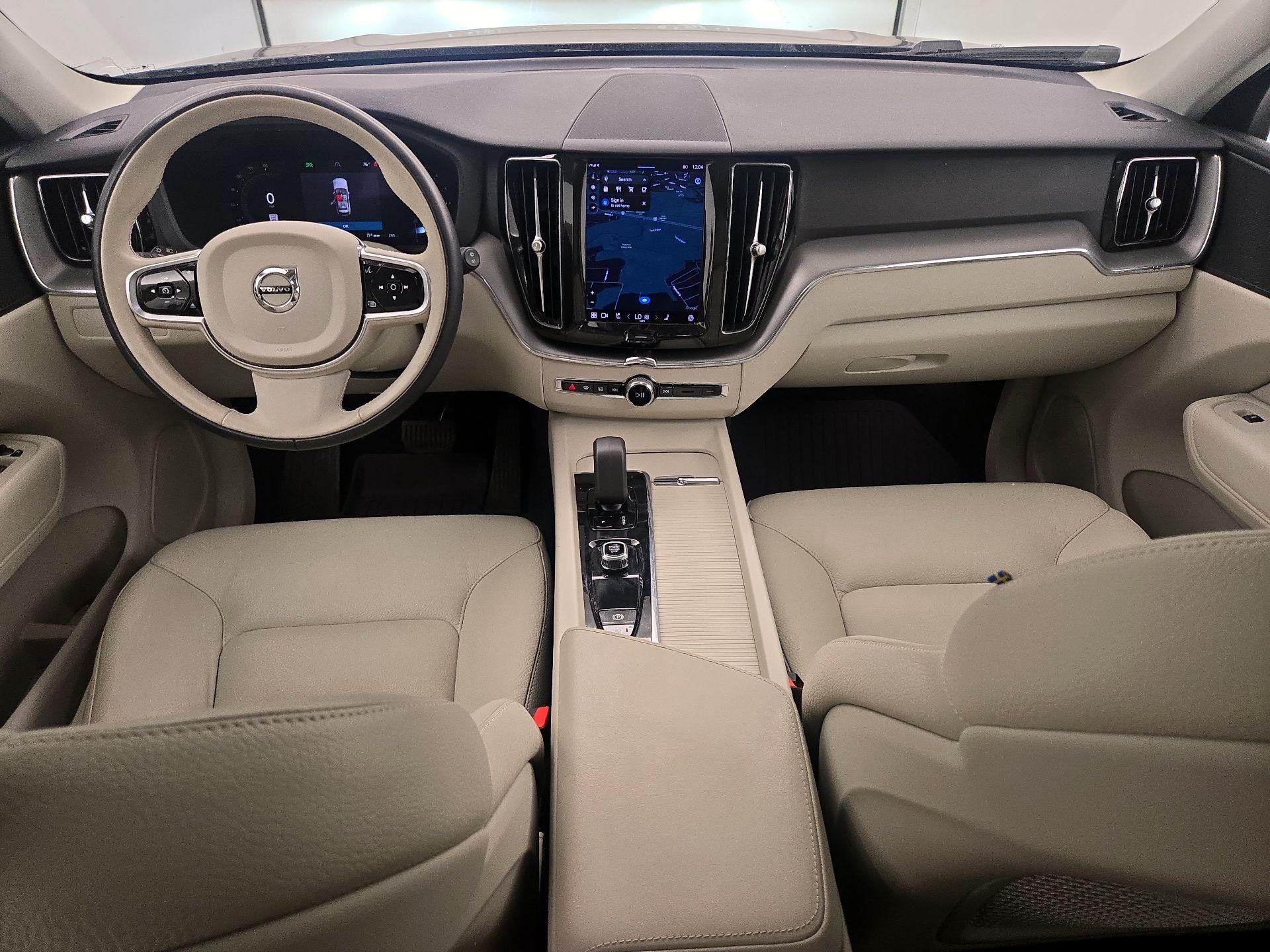 Thumbnail: 2023 Volvo XC60 - 9