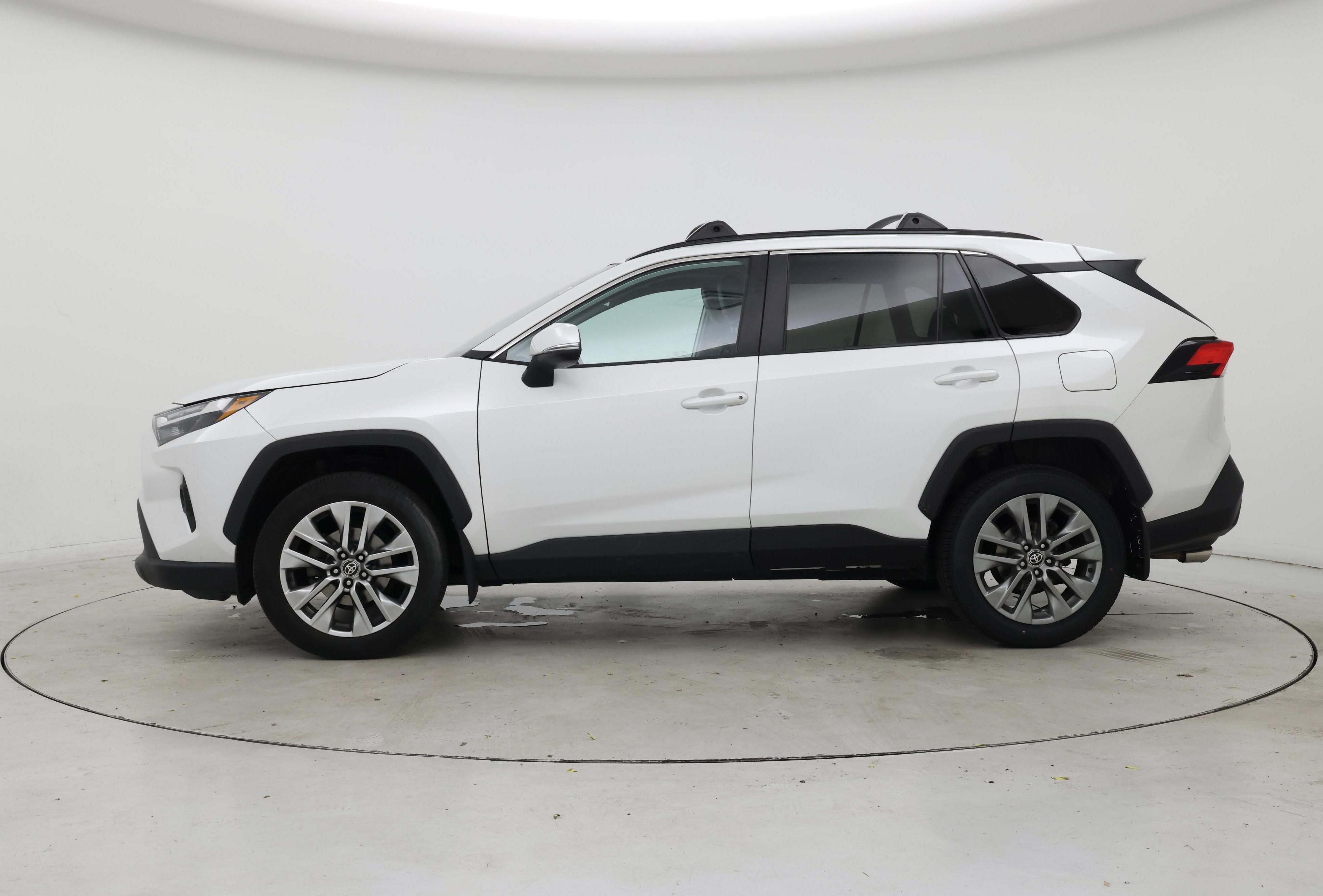 Thumbnail: 2023 Toyota RAV4 - 3