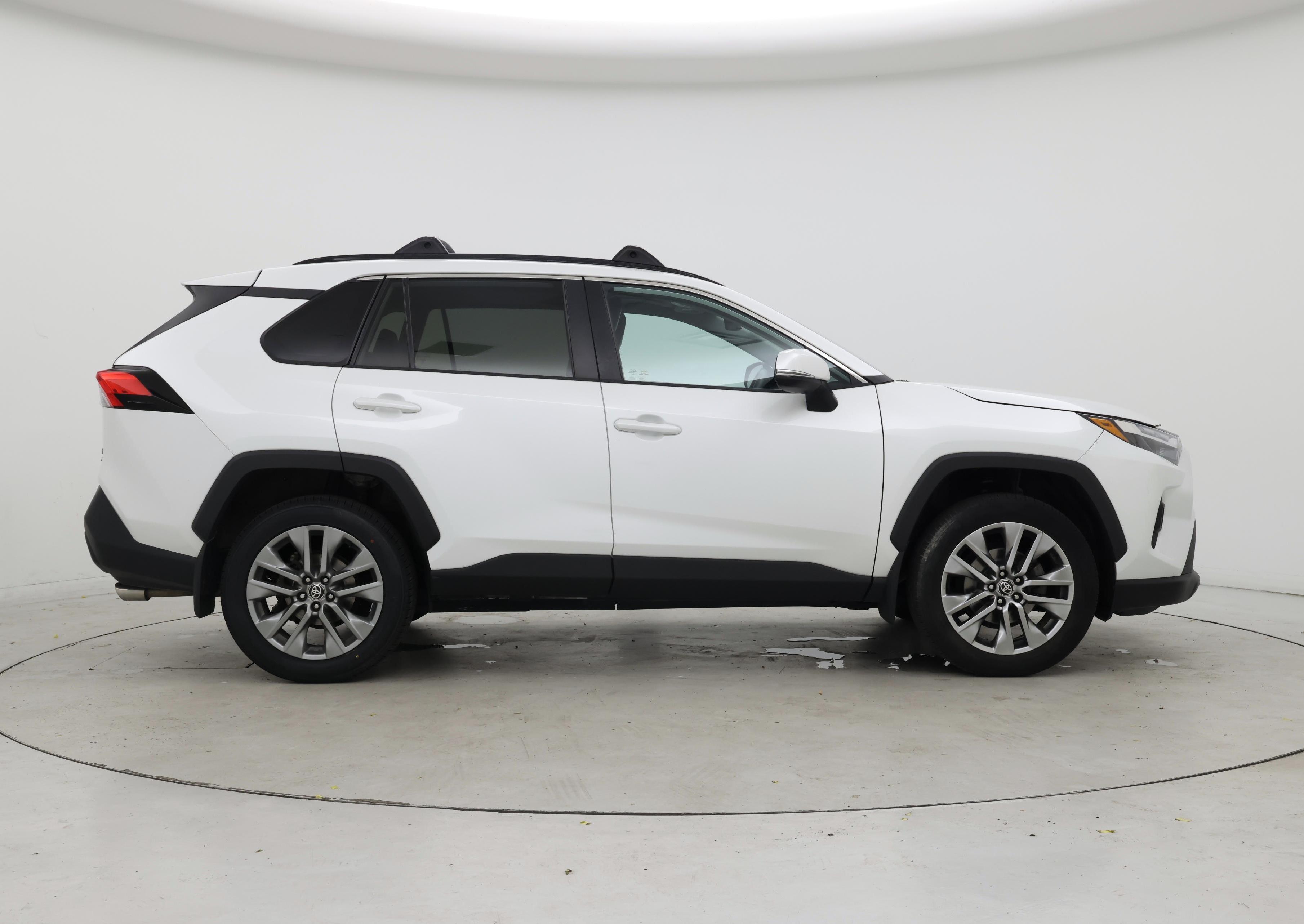 Thumbnail: 2023 Toyota RAV4 - 7
