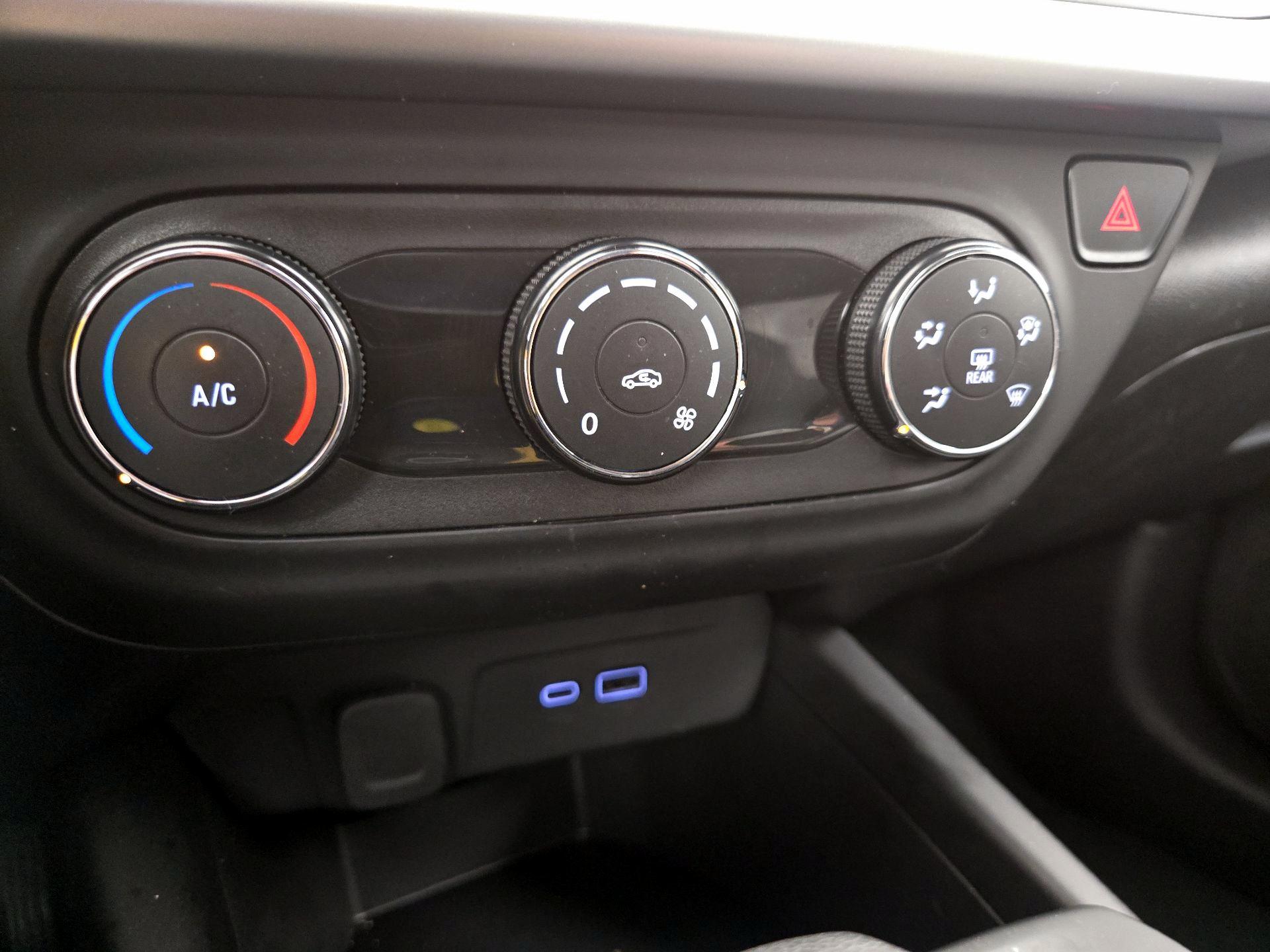 Thumbnail: 2024 Chevrolet Trax - 16