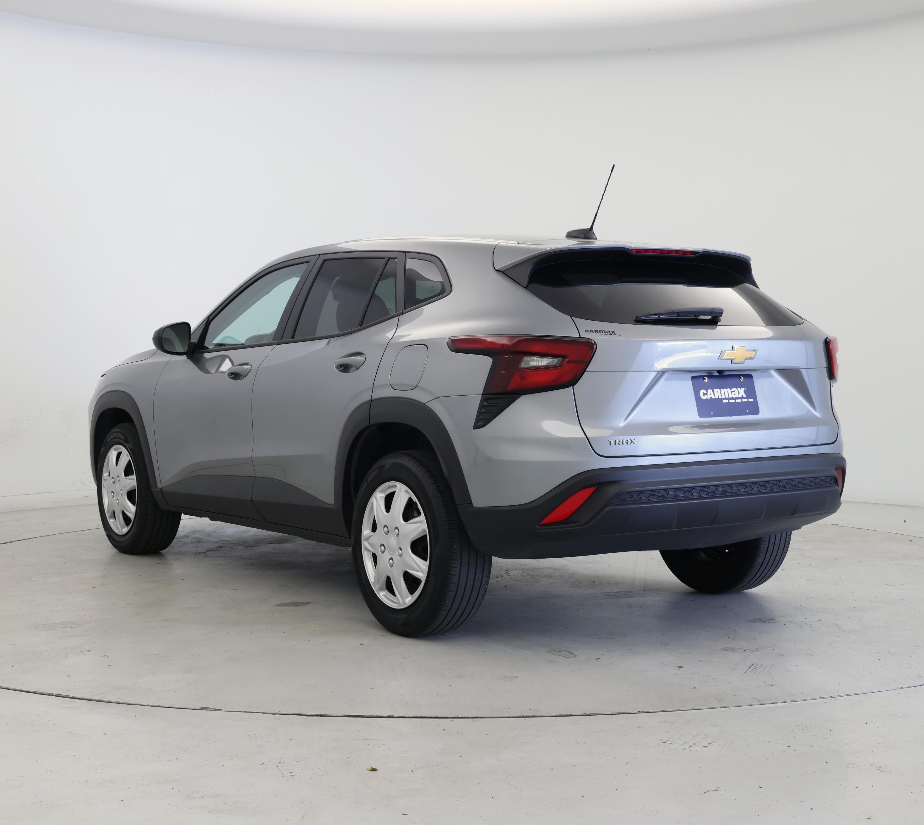 Thumbnail: 2024 Chevrolet Trax - 2