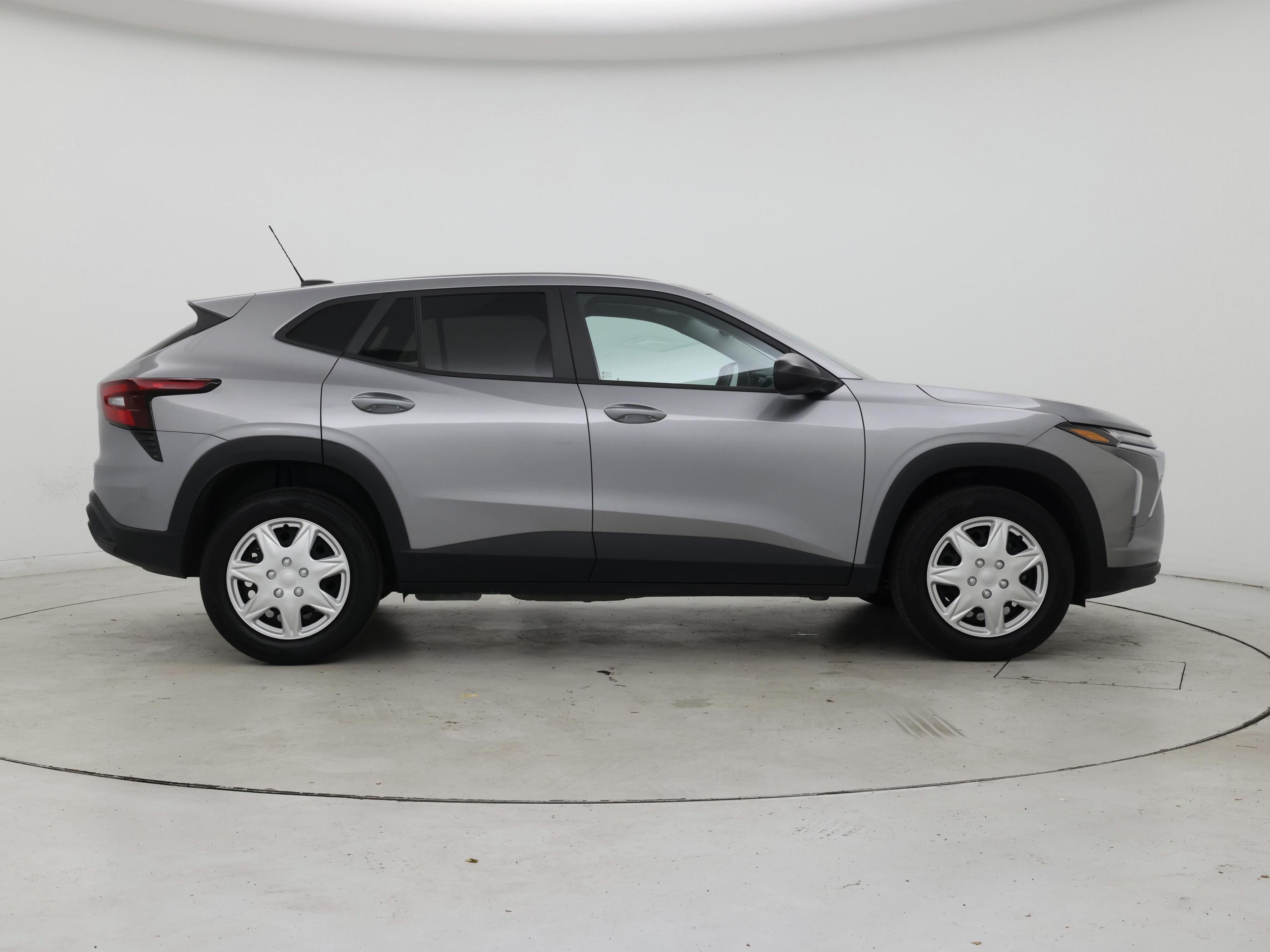 Thumbnail: 2024 Chevrolet Trax - 7