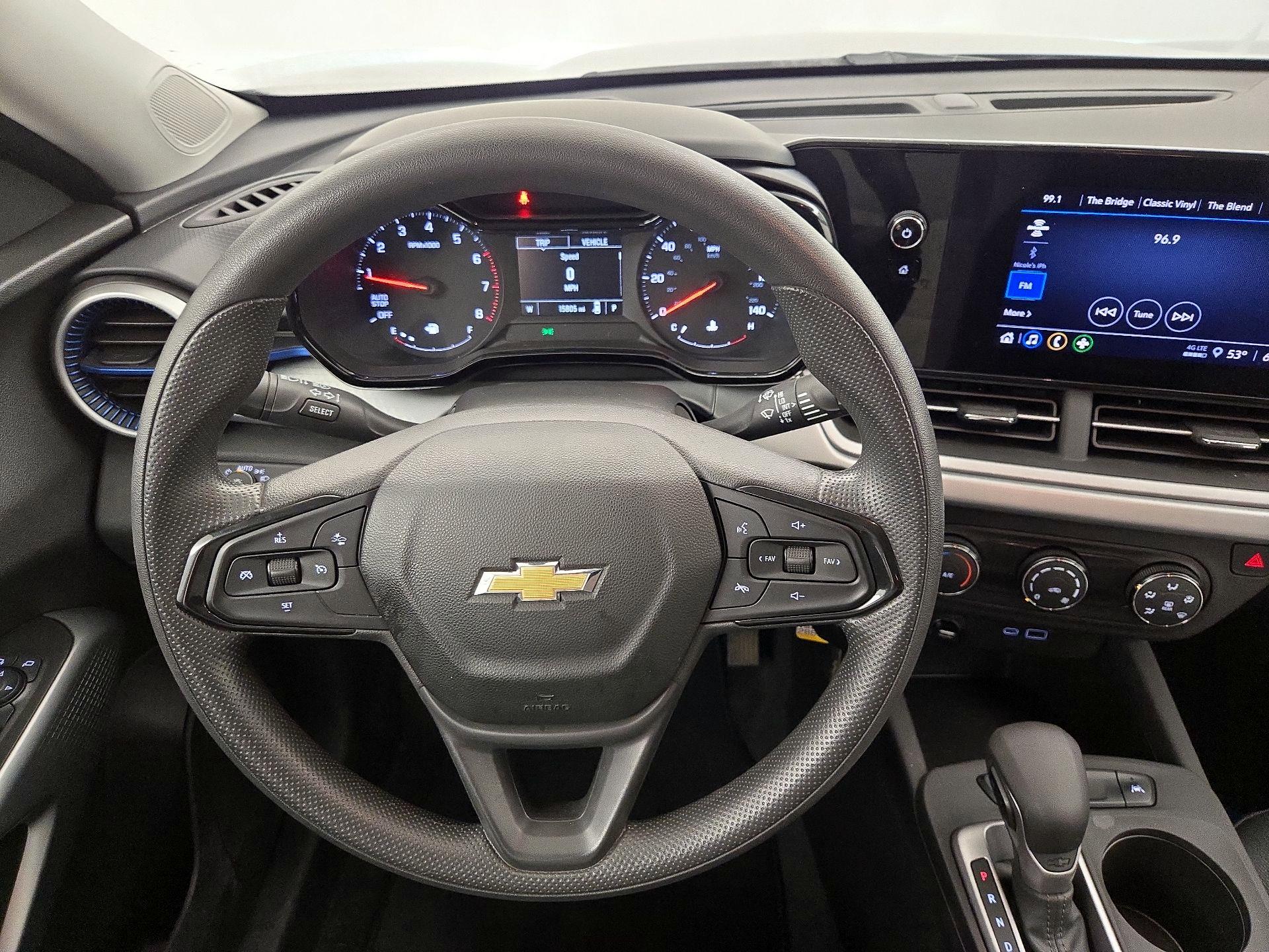 Thumbnail: 2024 Chevrolet Trax - 10