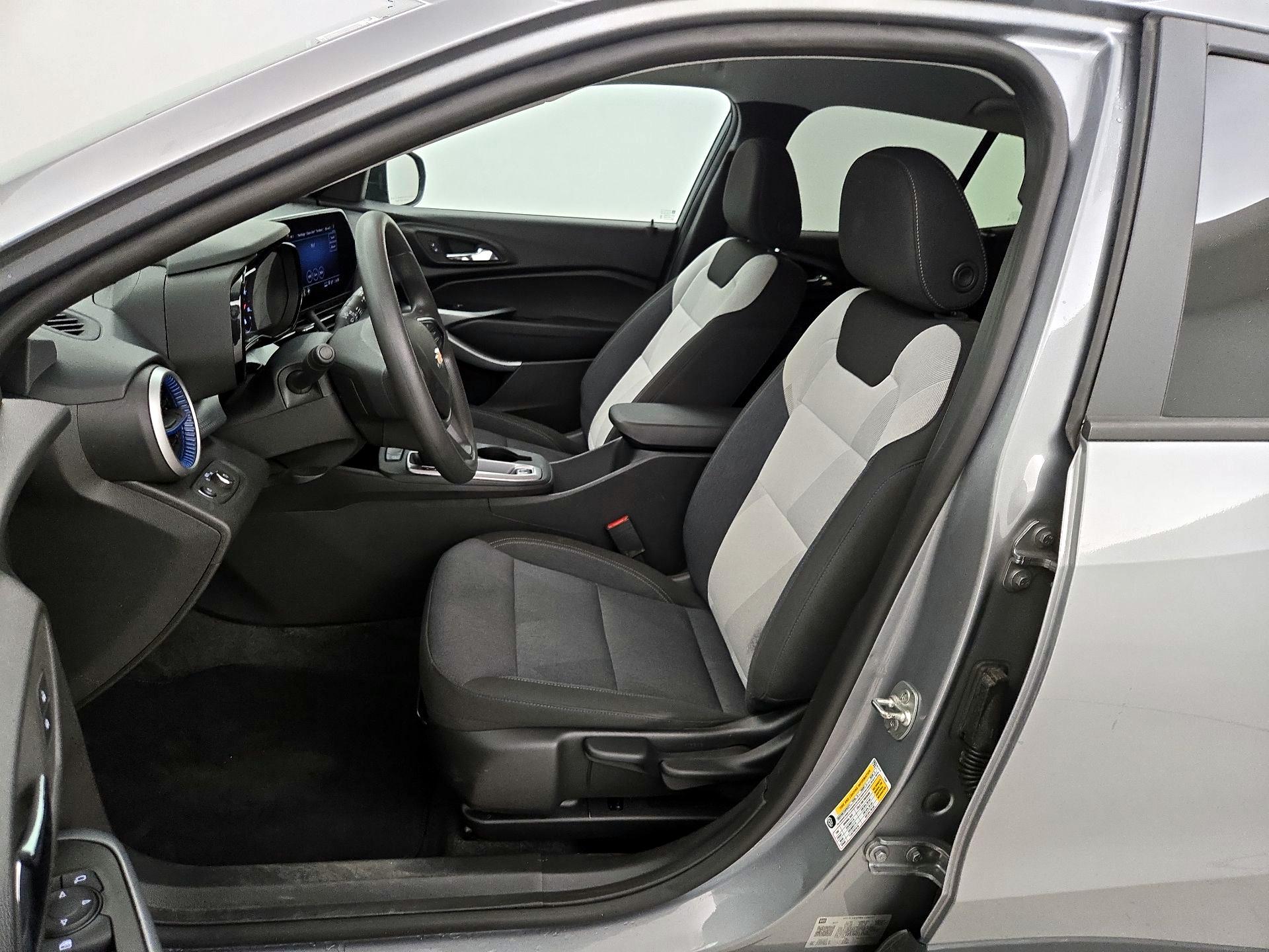 Thumbnail: 2024 Chevrolet Trax - 11