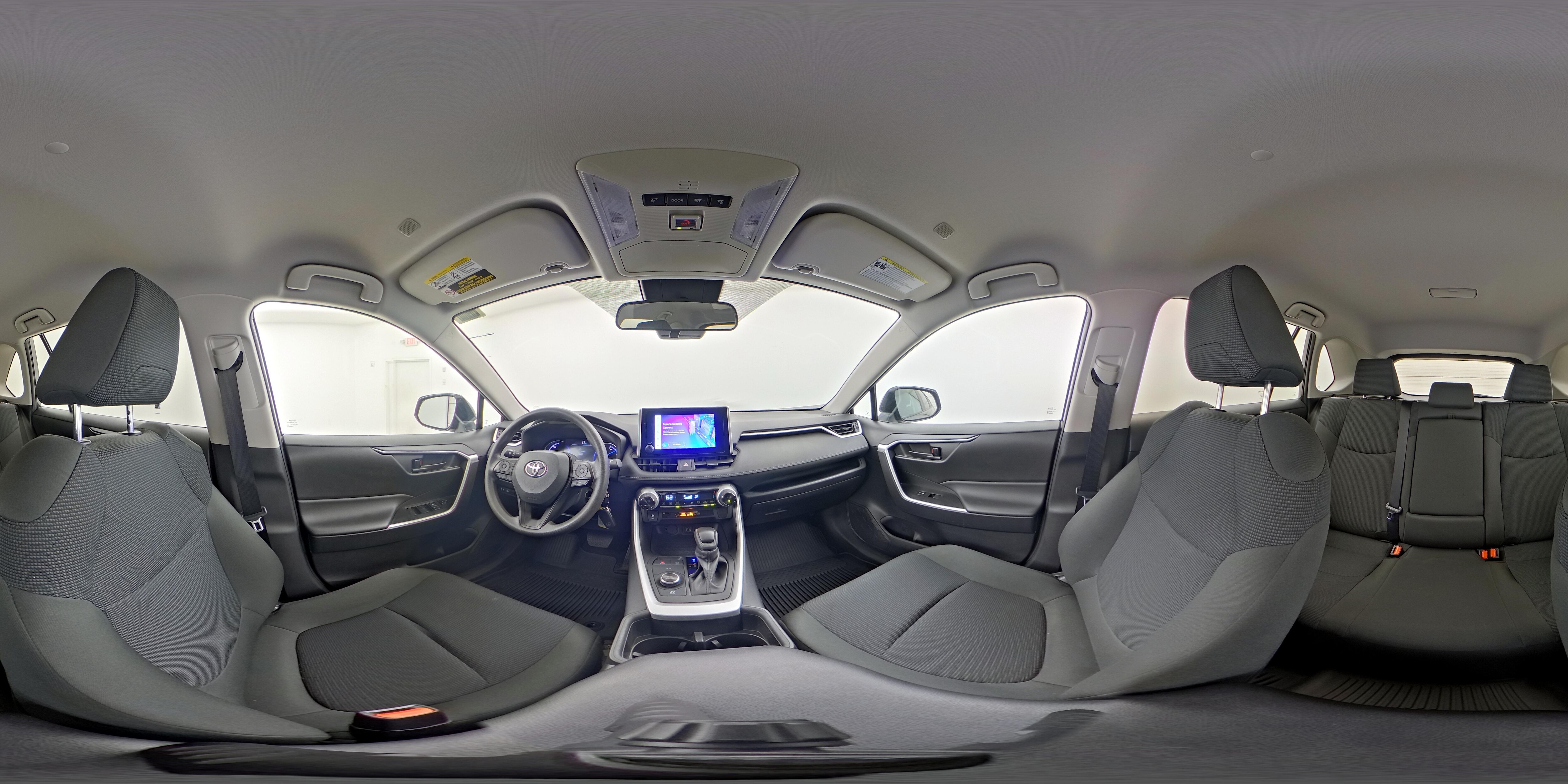 2024 Toyota RAV4 LE - Photo 25