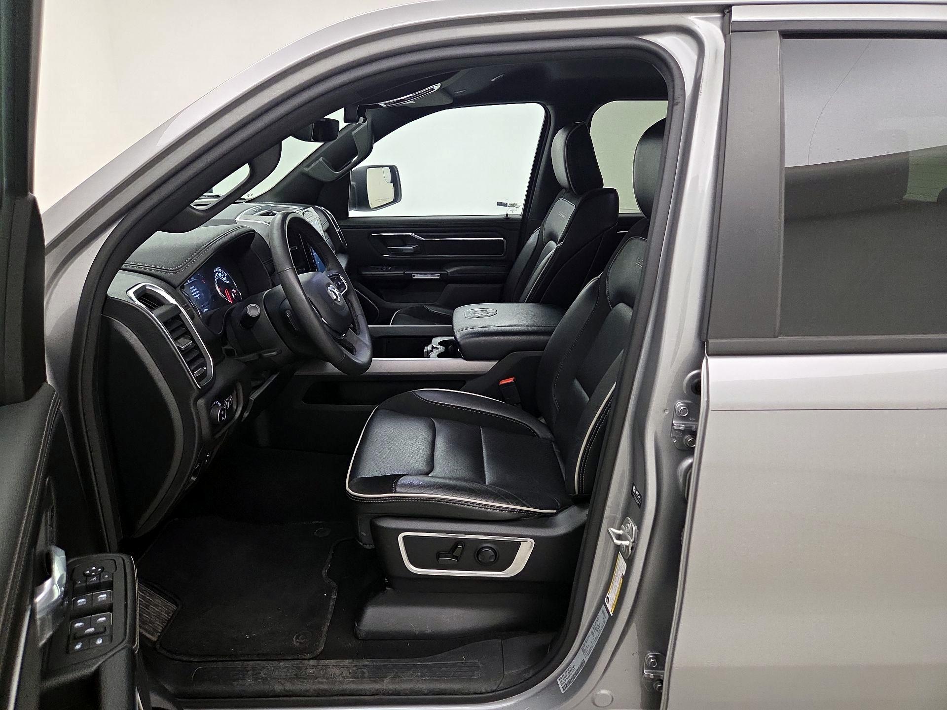Thumbnail: 2025 RAM 1500 - 11