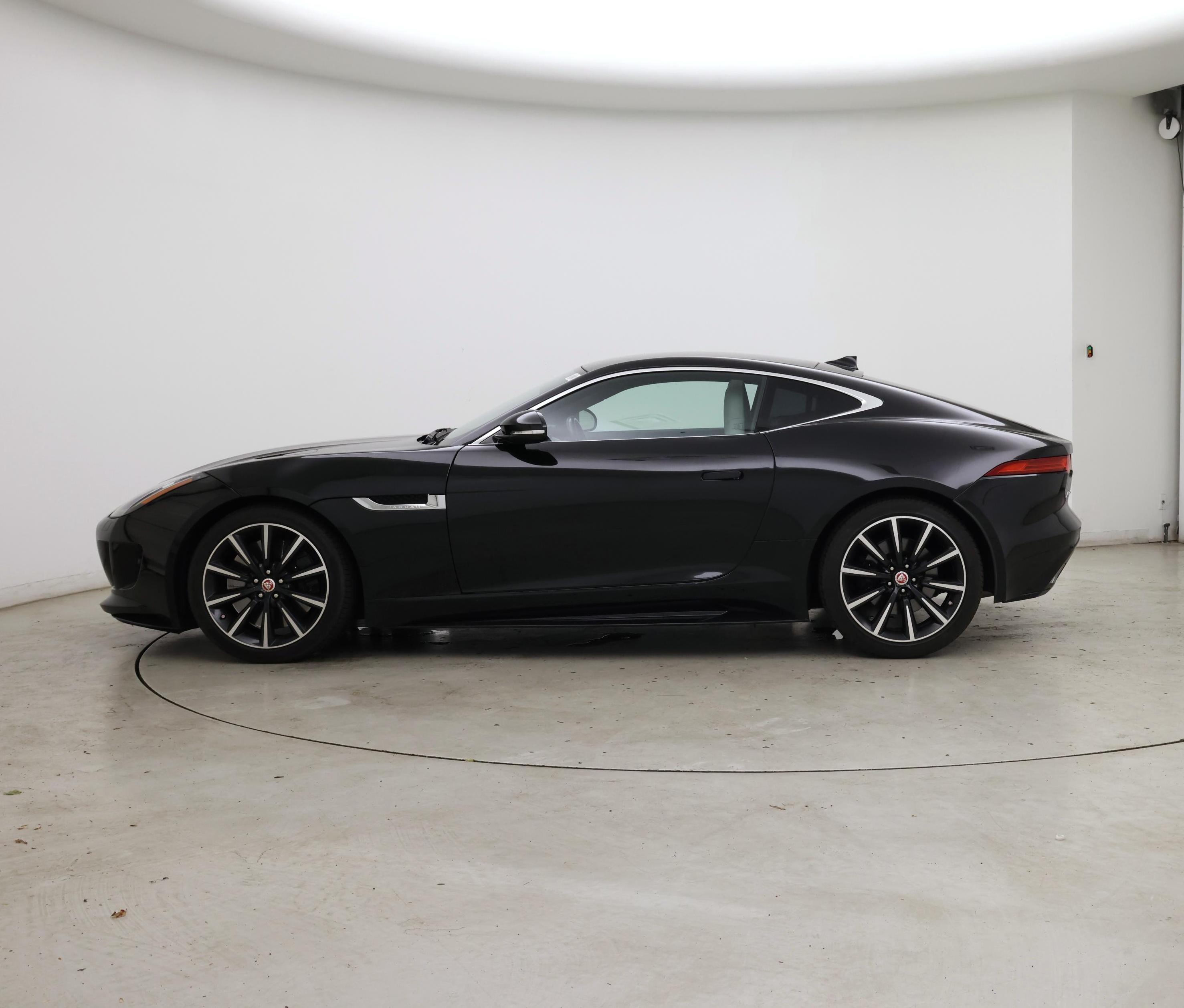 Thumbnail: 2016 Jaguar F-Type - 3