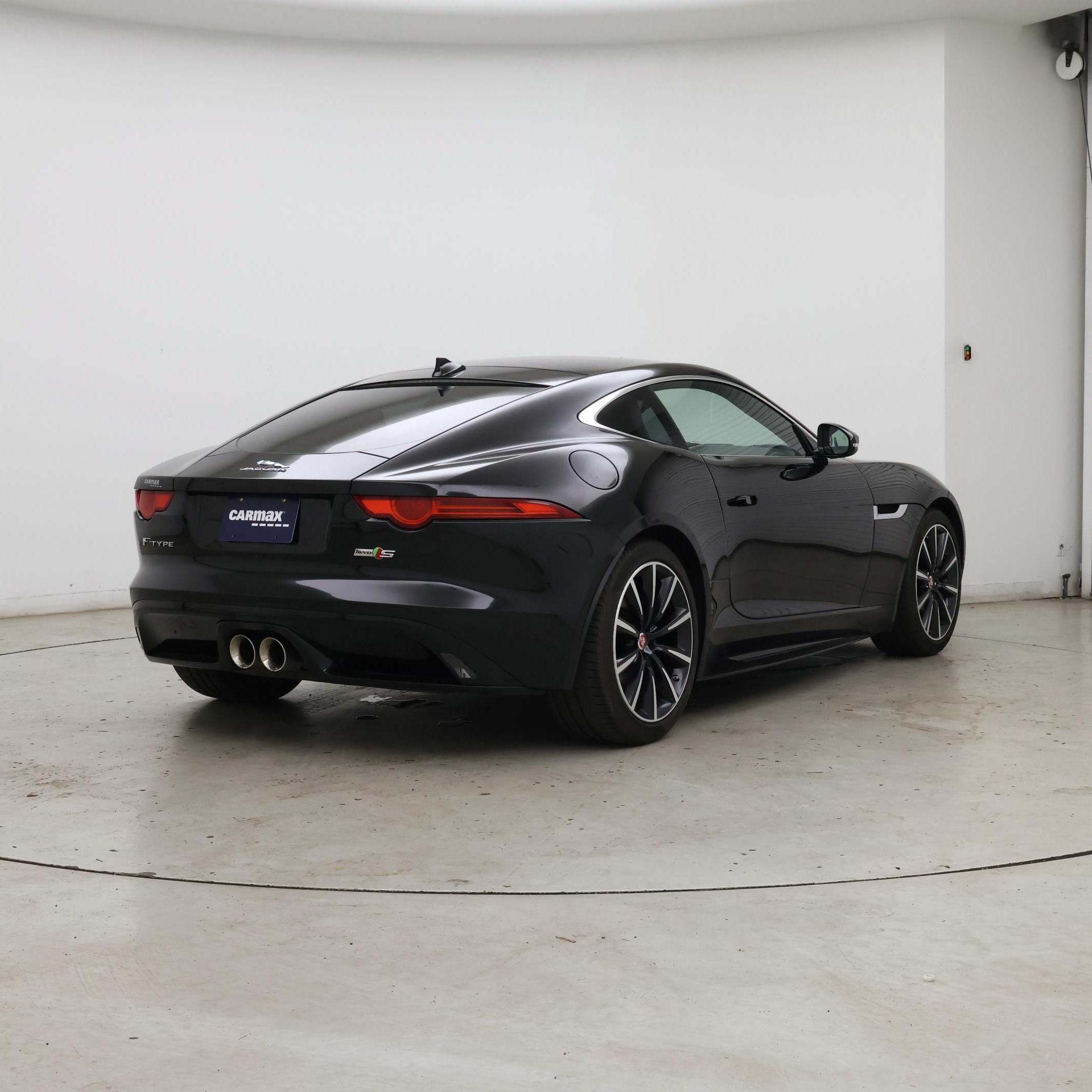 Thumbnail: 2016 Jaguar F-Type - 8