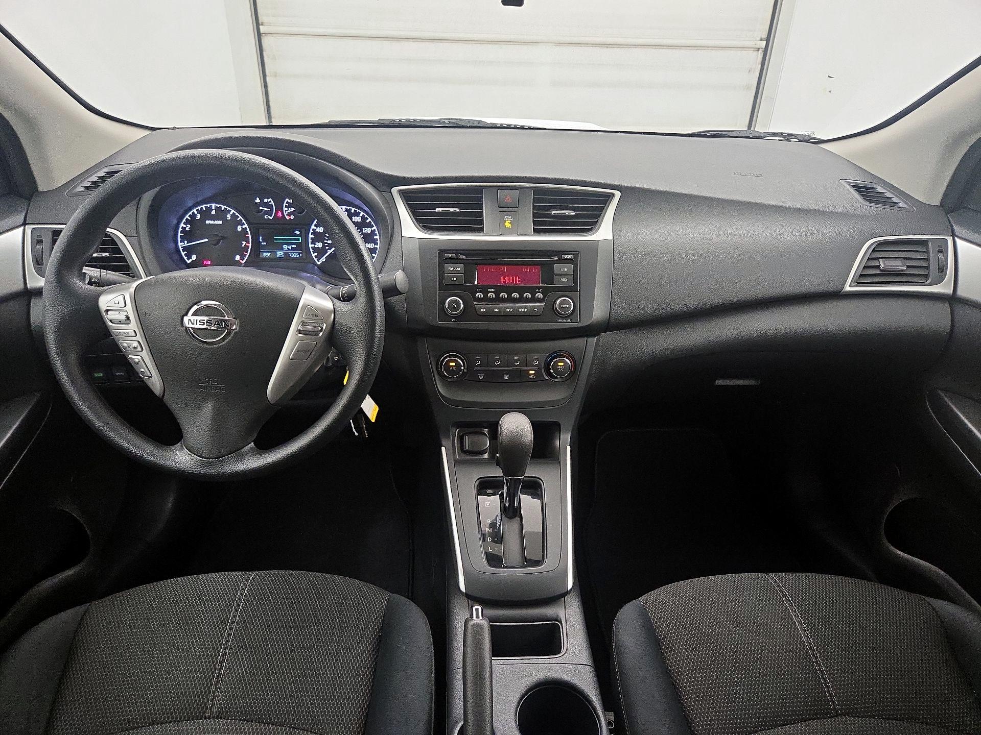 Thumbnail: 2017 Nissan Sentra - 9