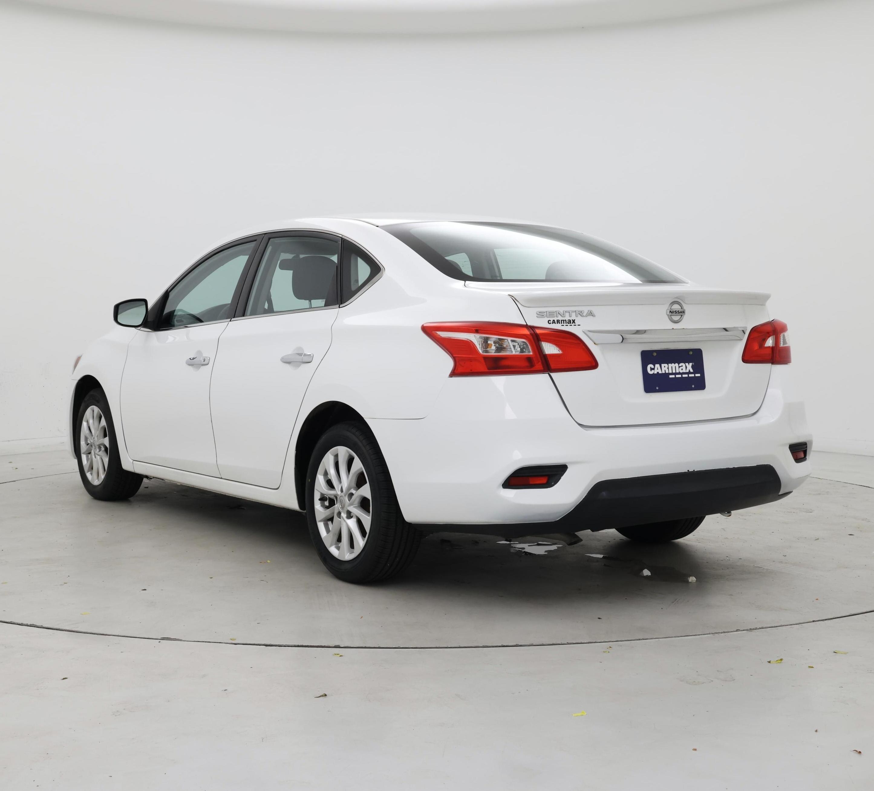 Thumbnail: 2017 Nissan Sentra - 2