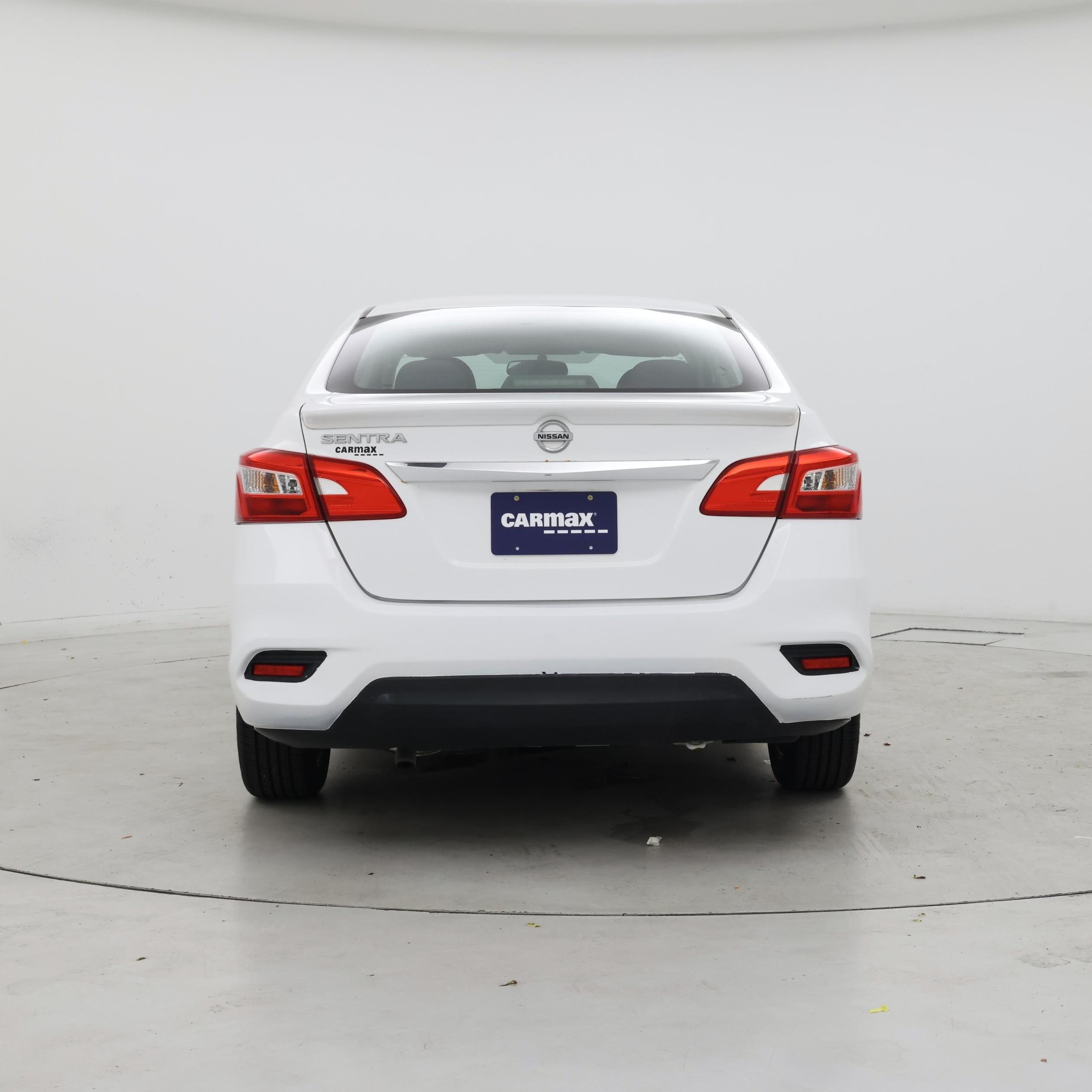 Thumbnail: 2017 Nissan Sentra - 6