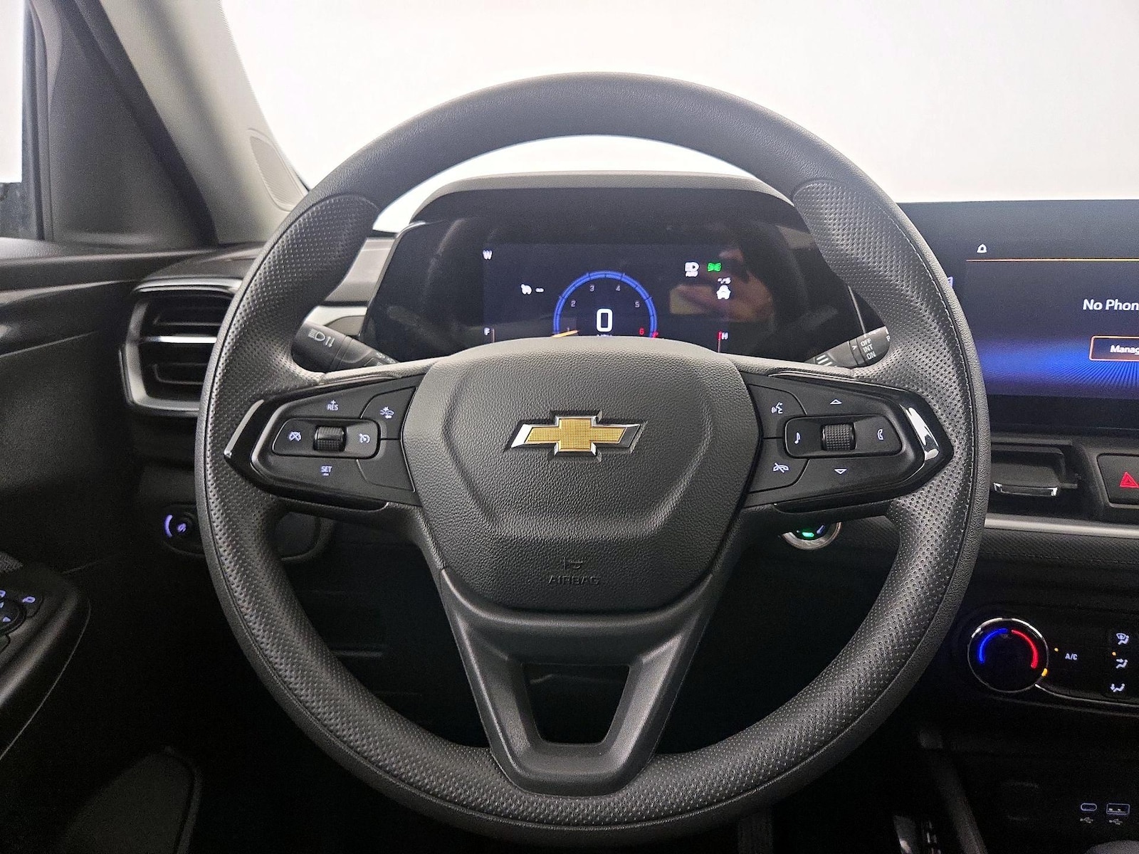 2024 Chevrolet TrailBlazer LS - Photo 11