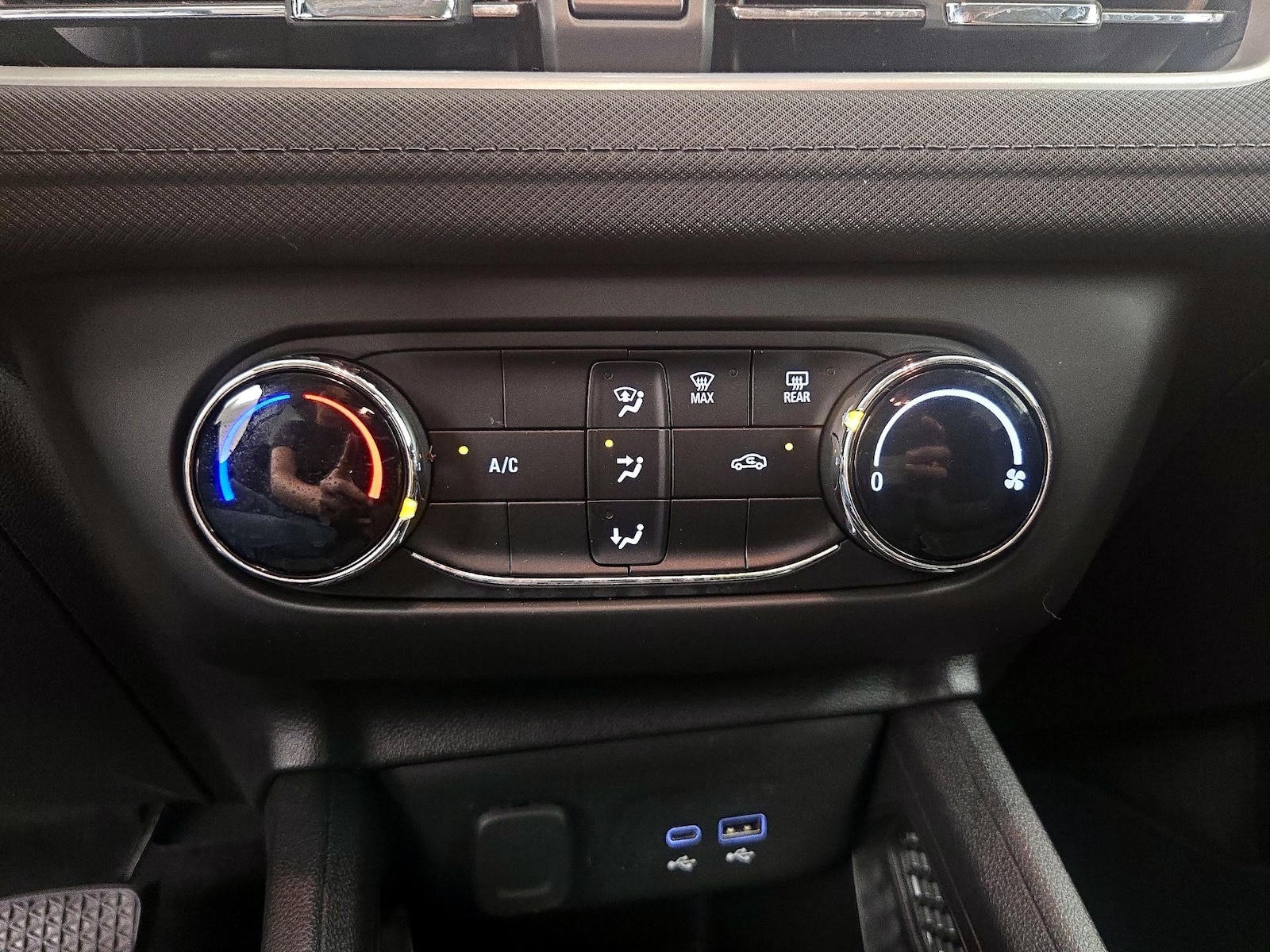 2024 Chevrolet TrailBlazer LS - Photo 17