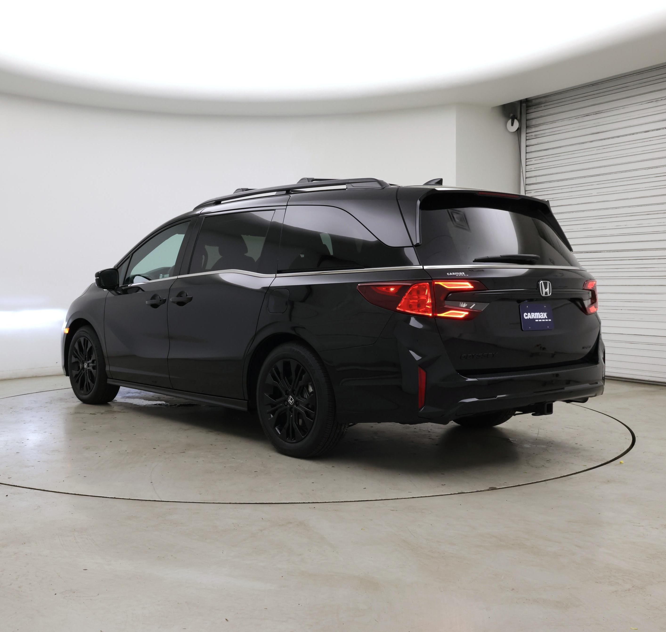 Thumbnail: 2026 Honda Odyssey - 2
