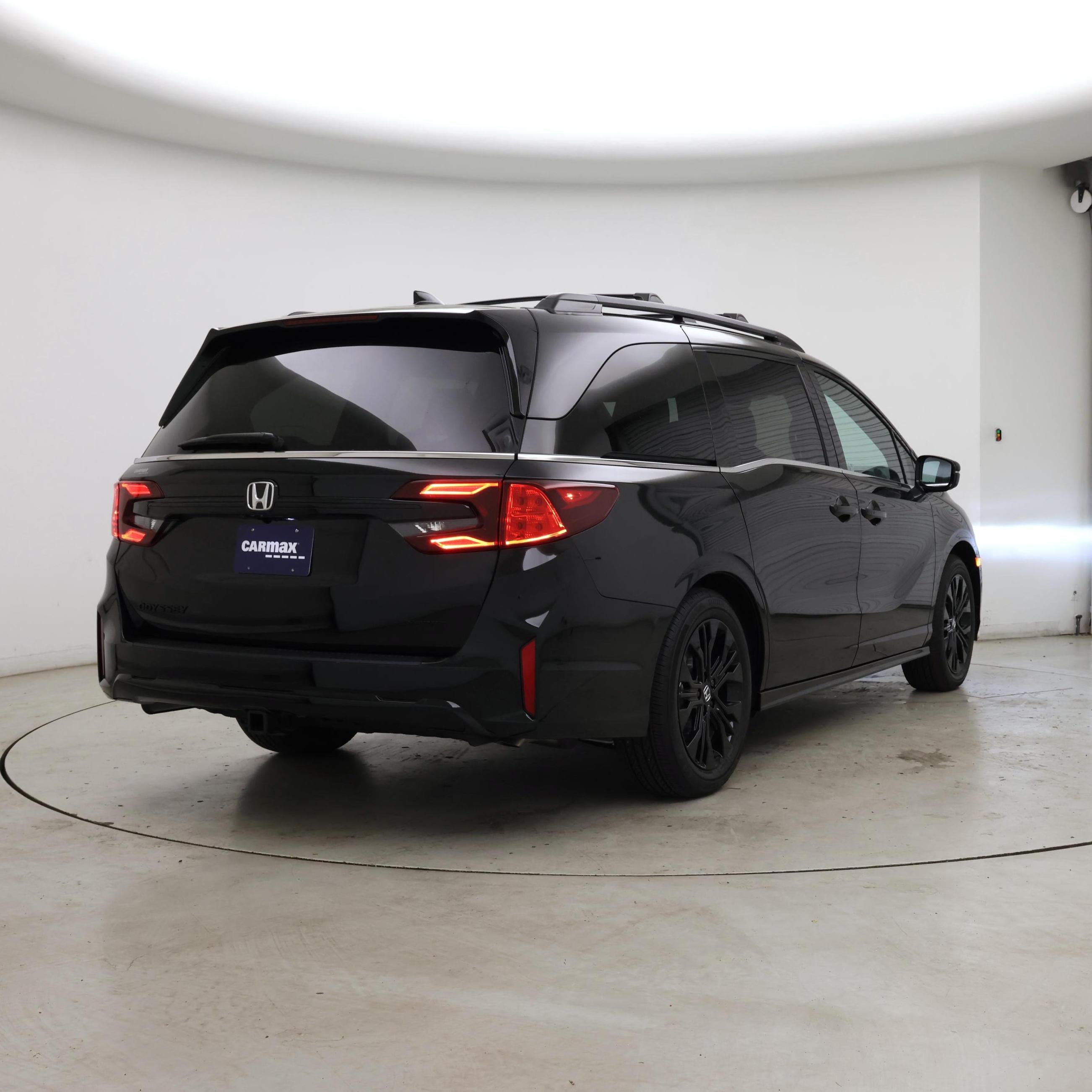 Thumbnail: 2026 Honda Odyssey - 8