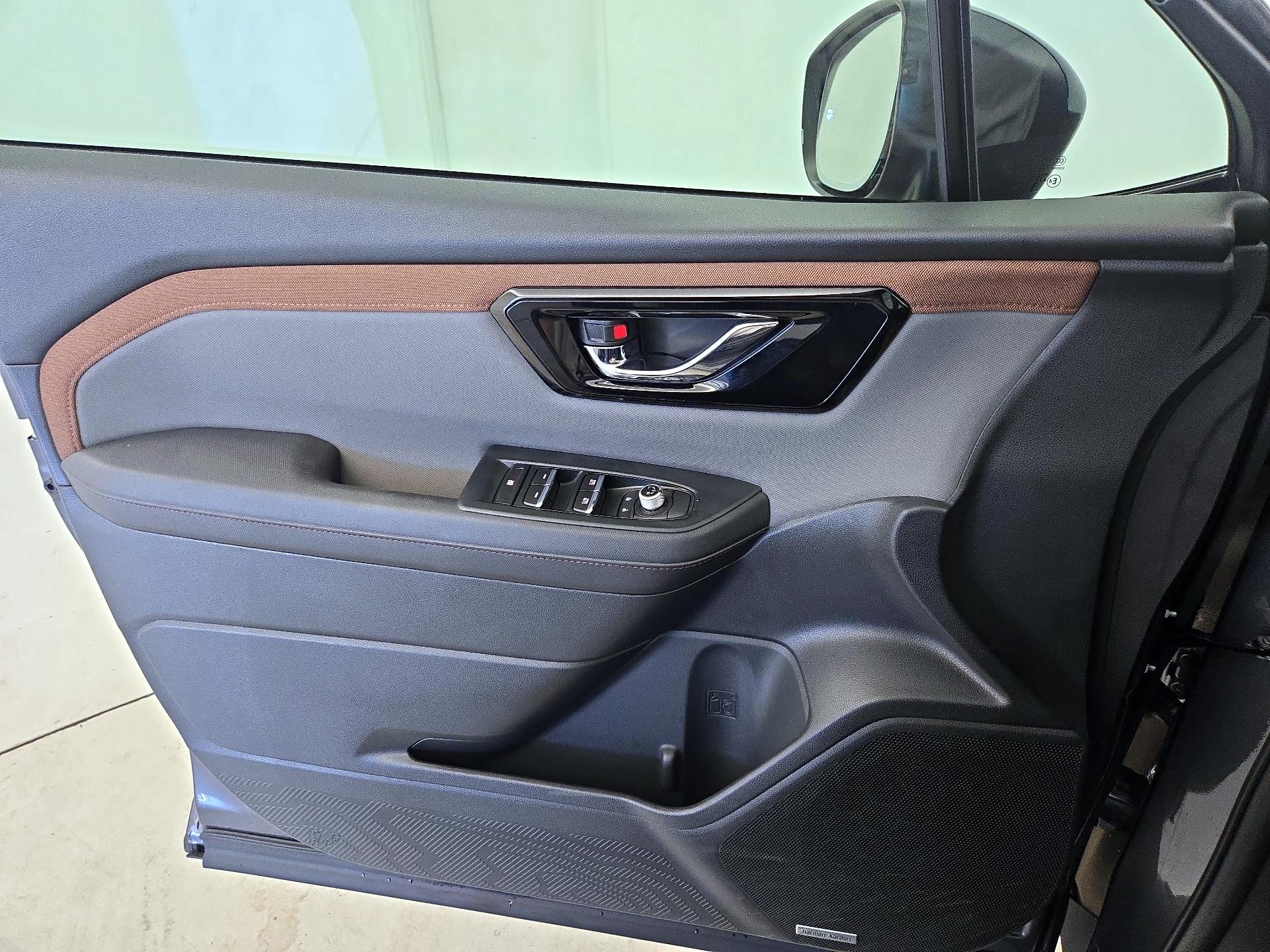 Thumbnail: 2025 Subaru Forester - 12