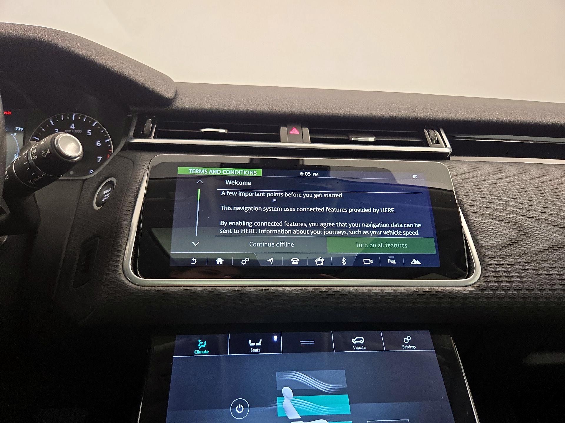 Thumbnail: 2020 Land Rover Range Rover Velar - 14
