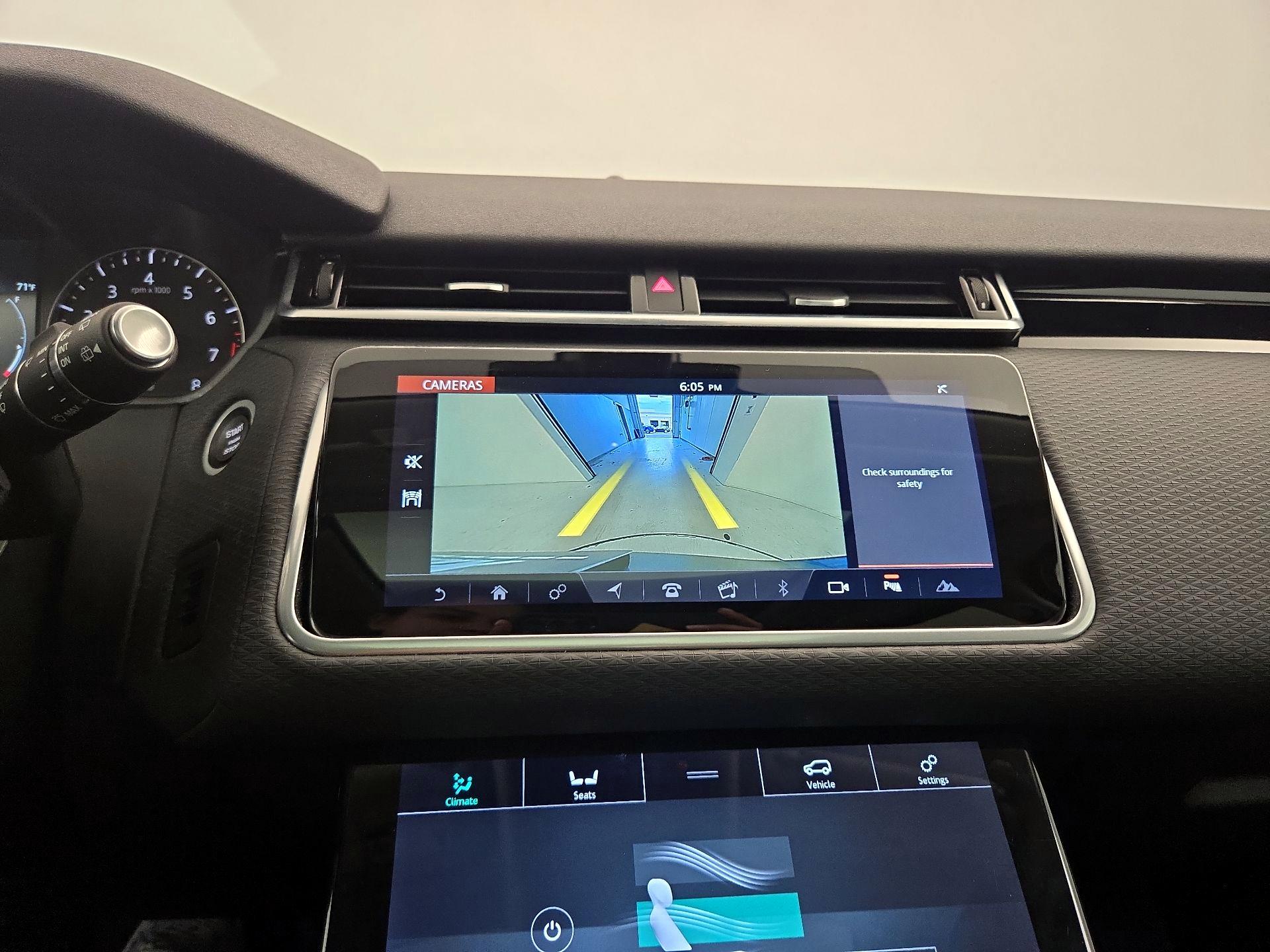 Thumbnail: 2020 Land Rover Range Rover Velar - 15