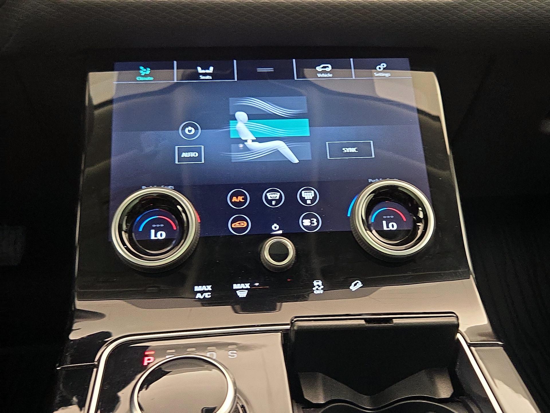 Thumbnail: 2020 Land Rover Range Rover Velar - 17