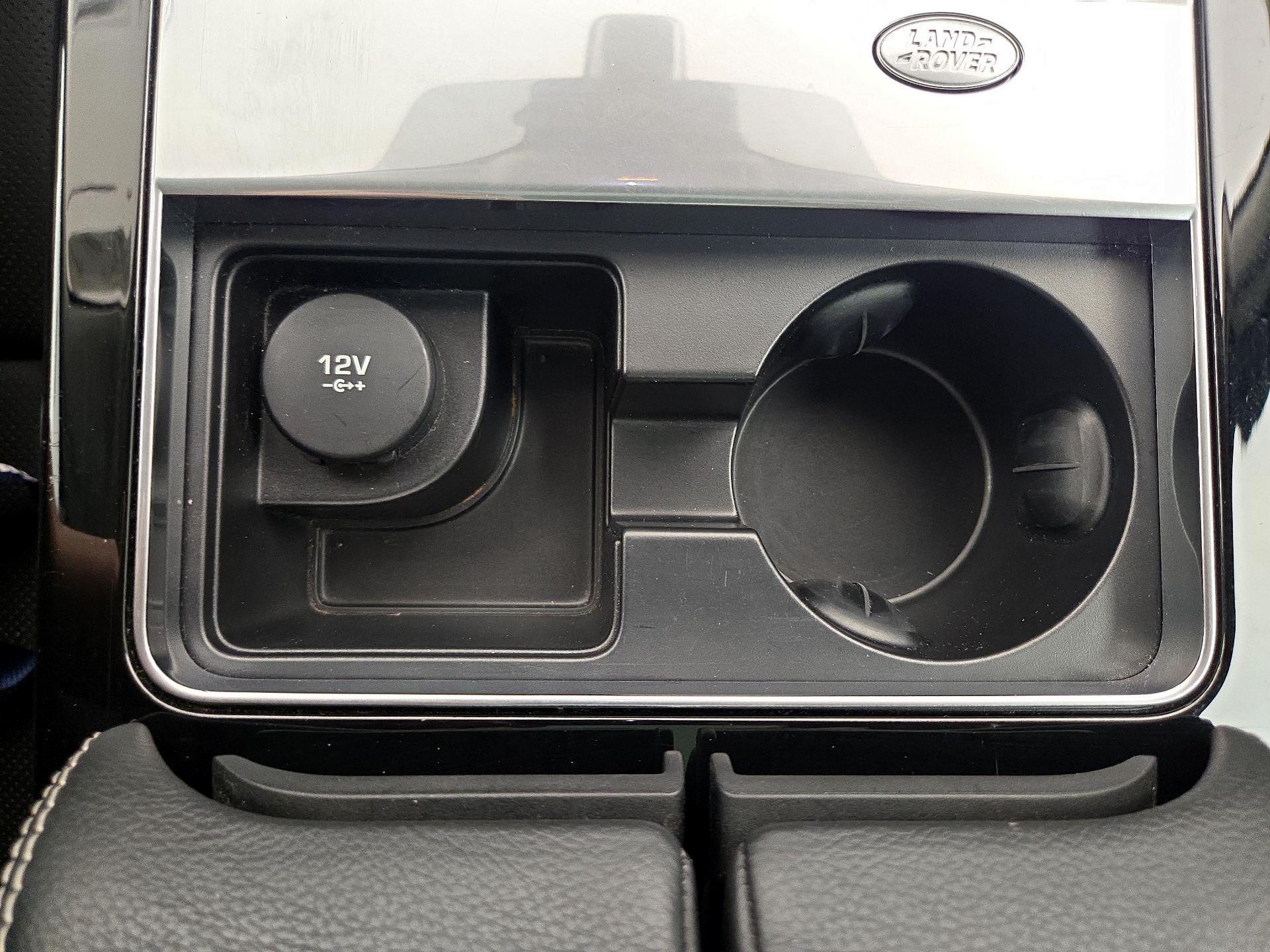 Thumbnail: 2020 Land Rover Range Rover Velar - 19