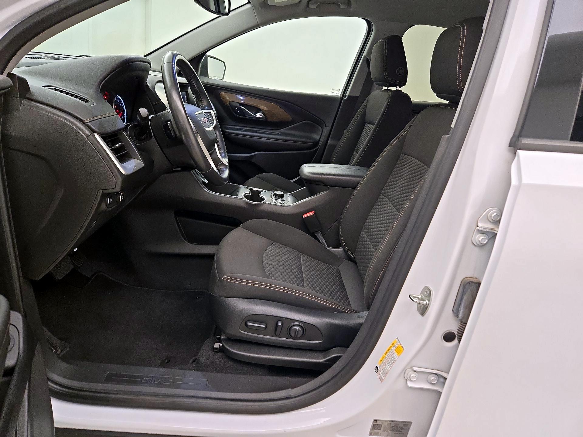 Thumbnail: 2020 GMC Terrain - 11