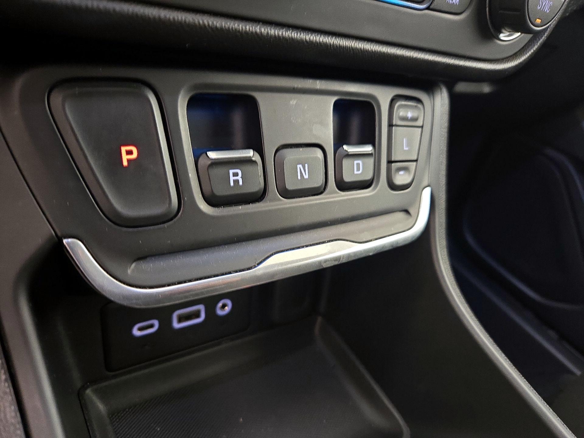Thumbnail: 2020 GMC Terrain - 17