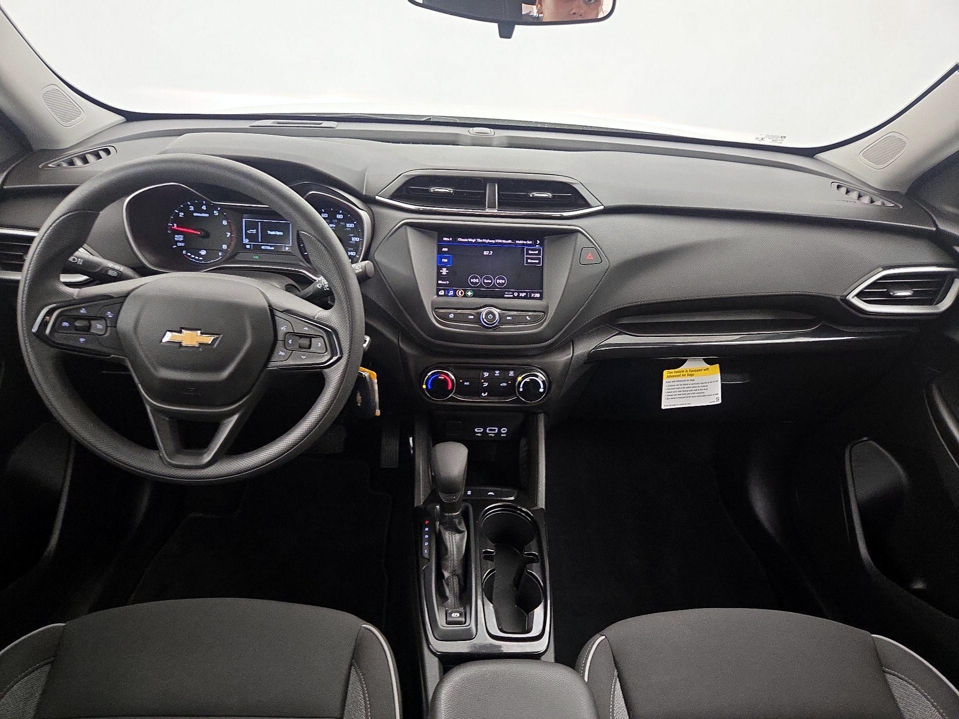 Thumbnail: 2023 Chevrolet TrailBlazer - 9