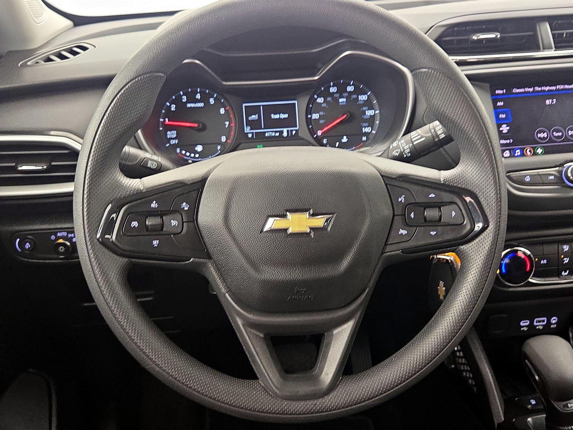 Thumbnail: 2023 Chevrolet TrailBlazer - 10