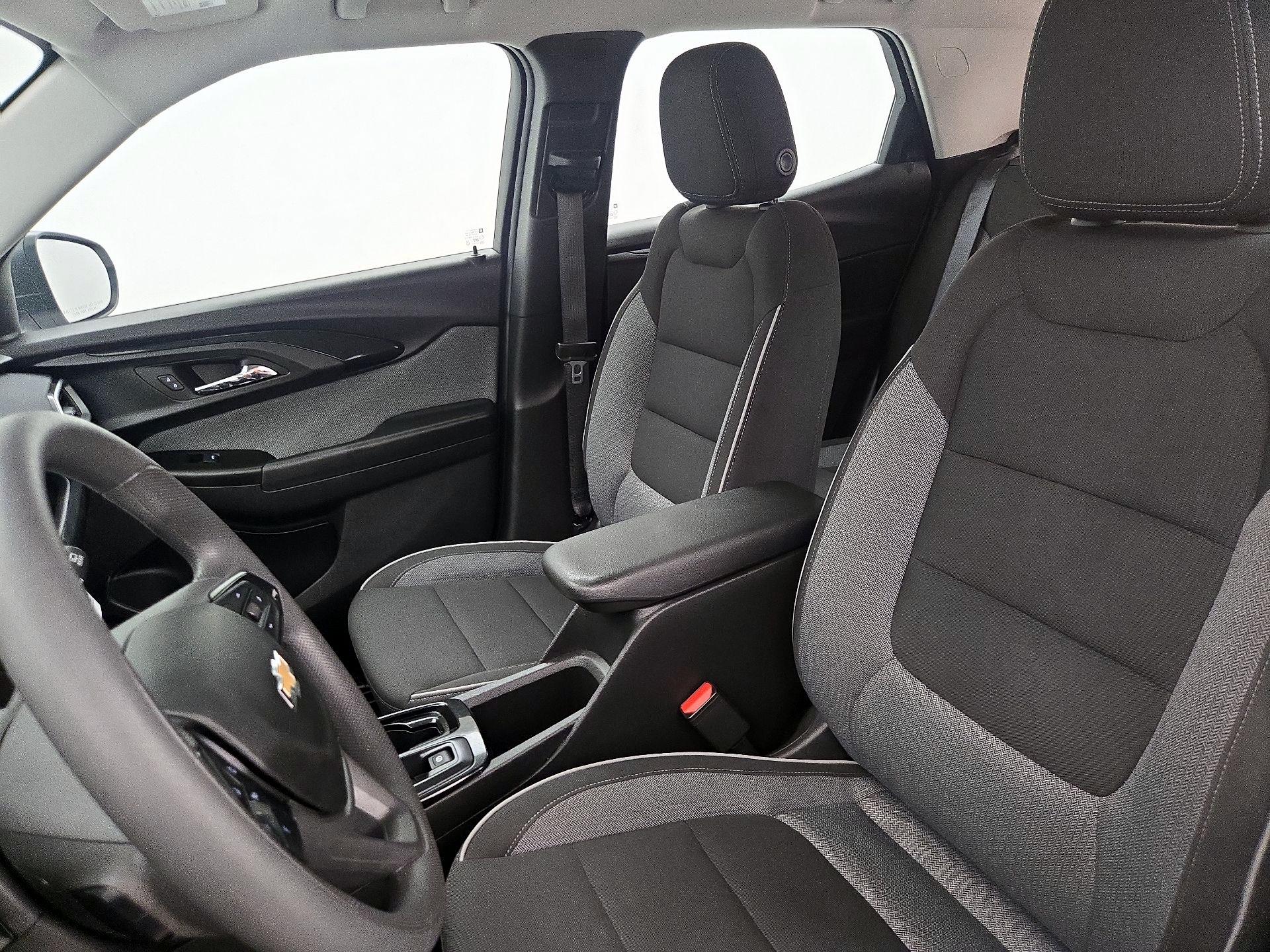 Thumbnail: 2023 Chevrolet TrailBlazer - 11