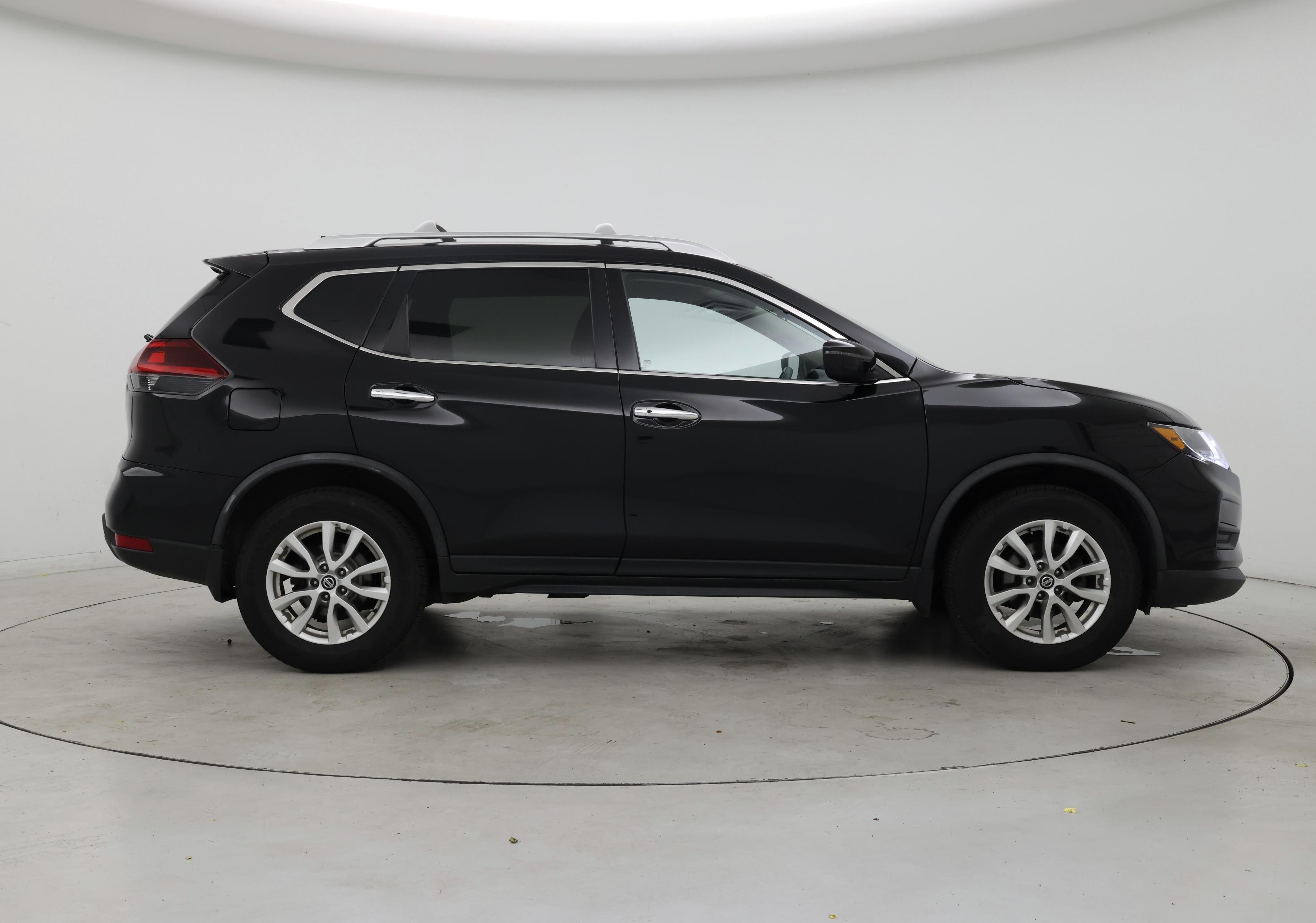 Thumbnail: 2018 Nissan Rogue - 7