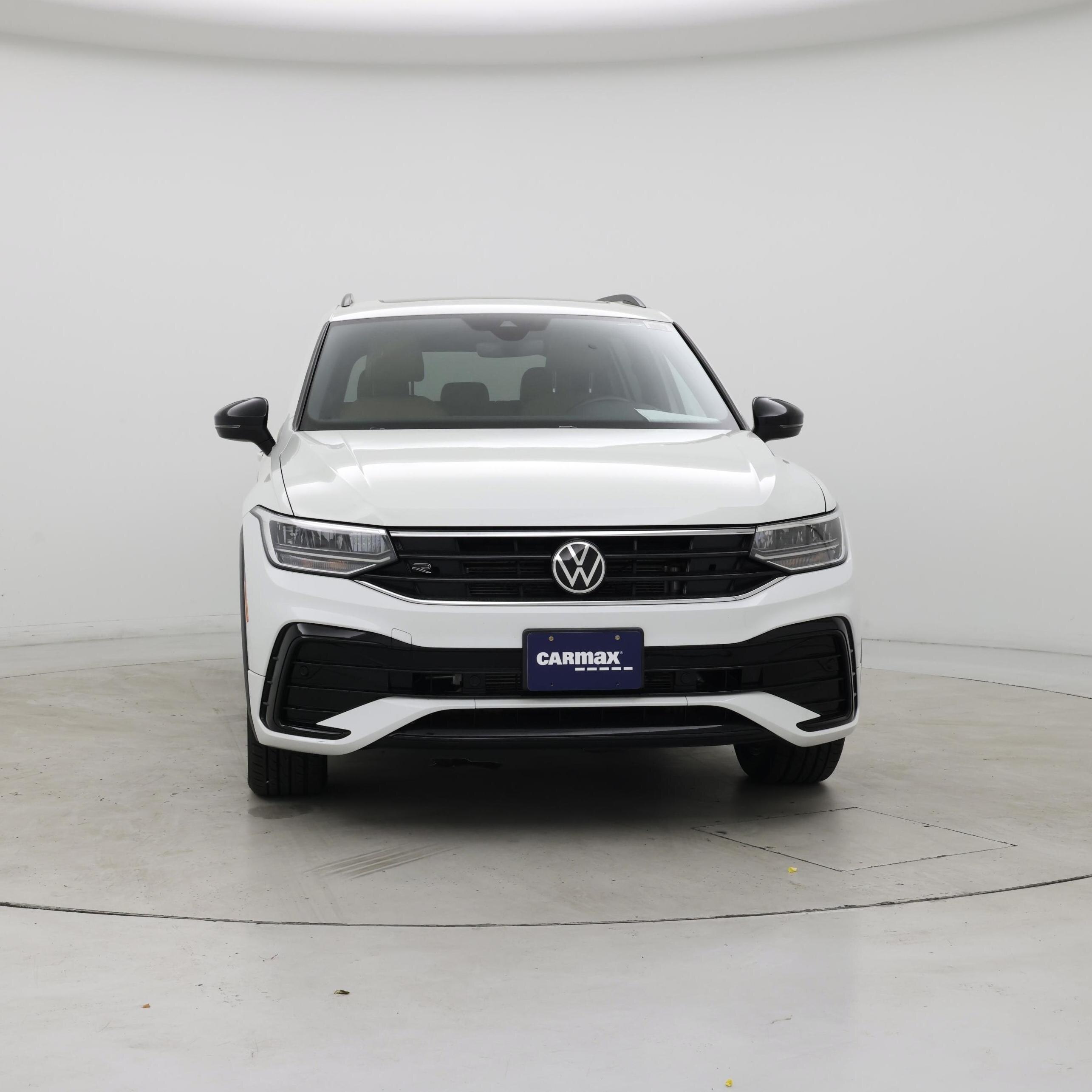 Thumbnail: 2022 Volkswagen Tiguan - 5