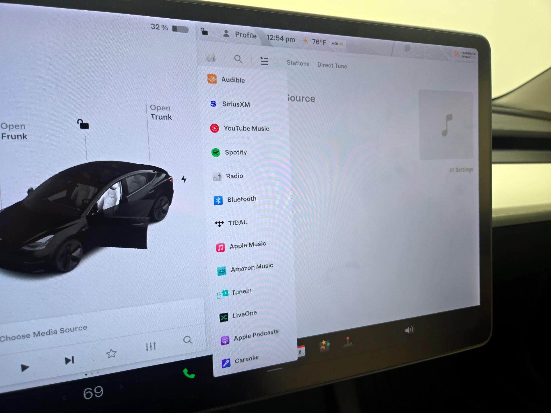 Thumbnail: 2021 Tesla Model 3 - 15