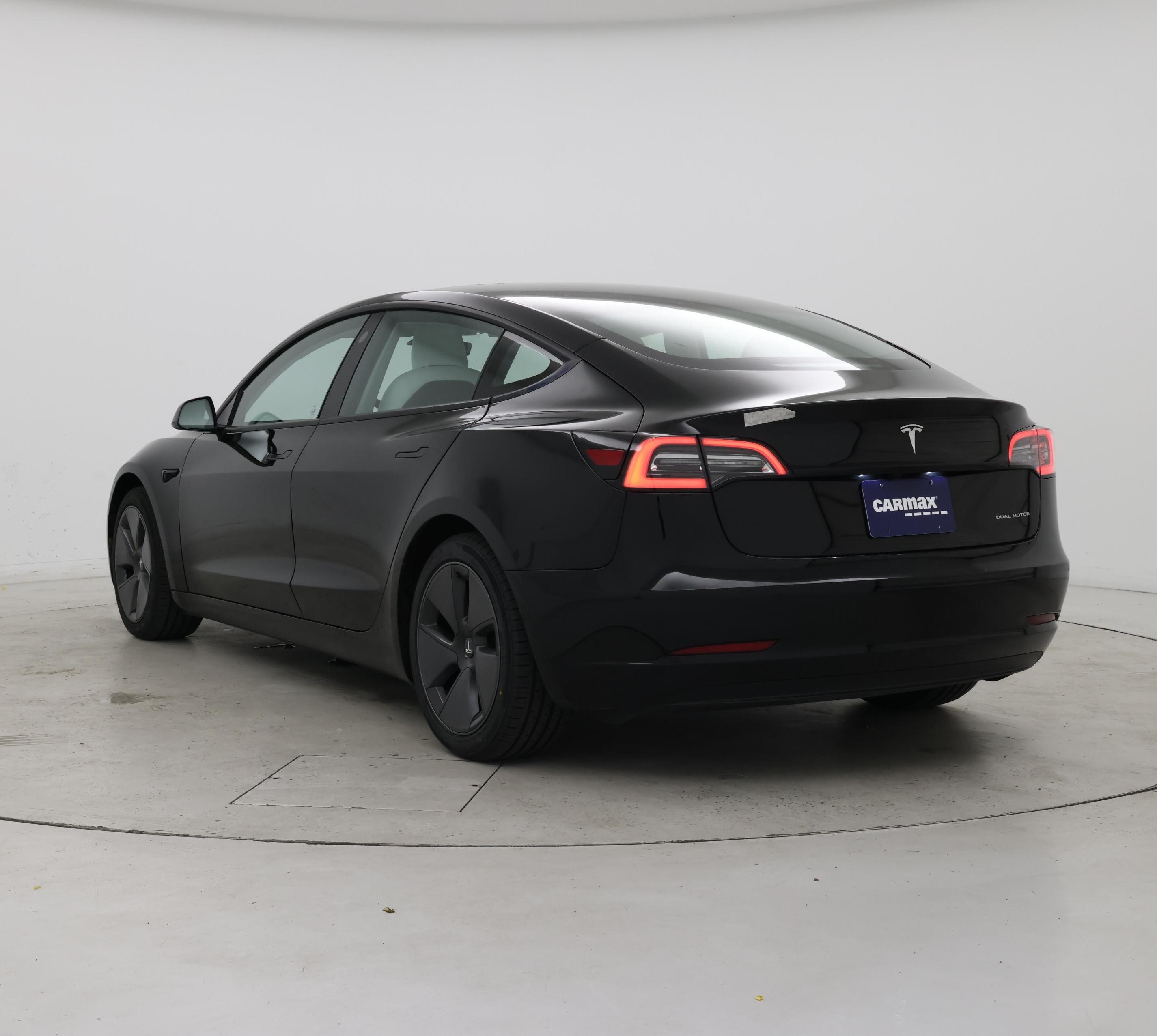 Thumbnail: 2021 Tesla Model 3 - 2