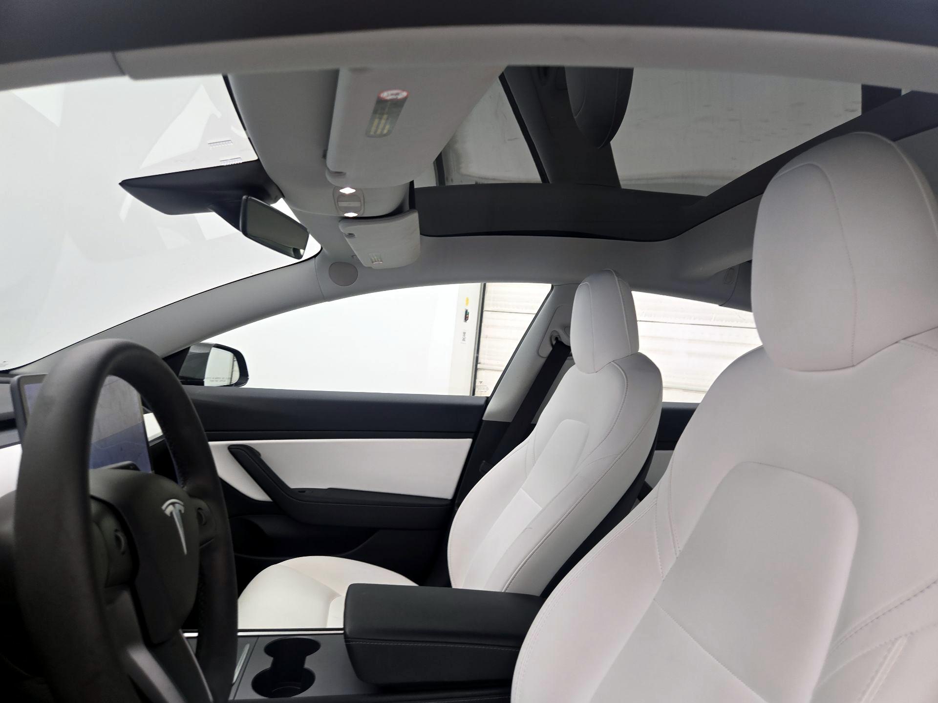 Thumbnail: 2021 Tesla Model 3 - 19
