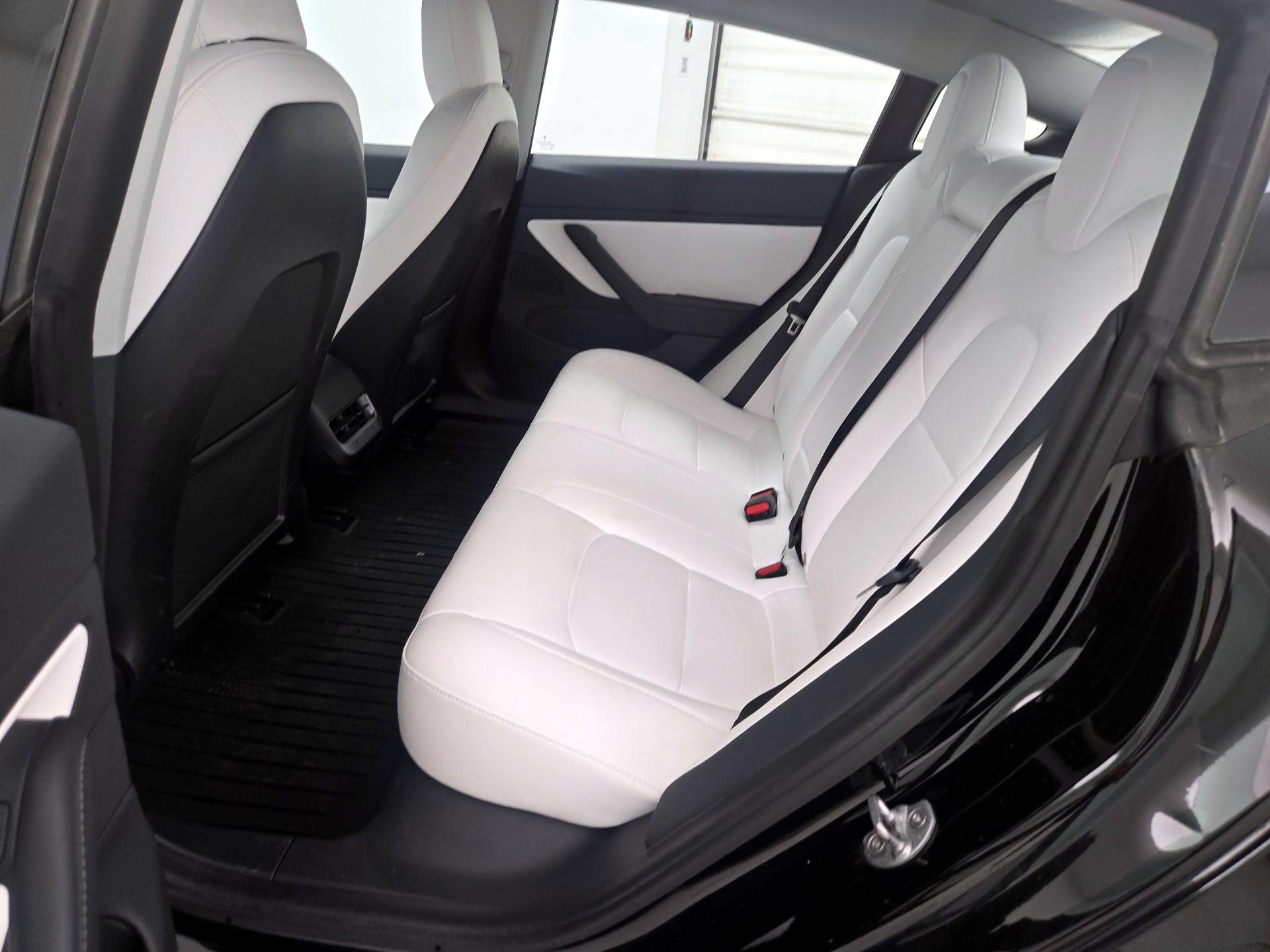 Thumbnail: 2021 Tesla Model 3 - 20
