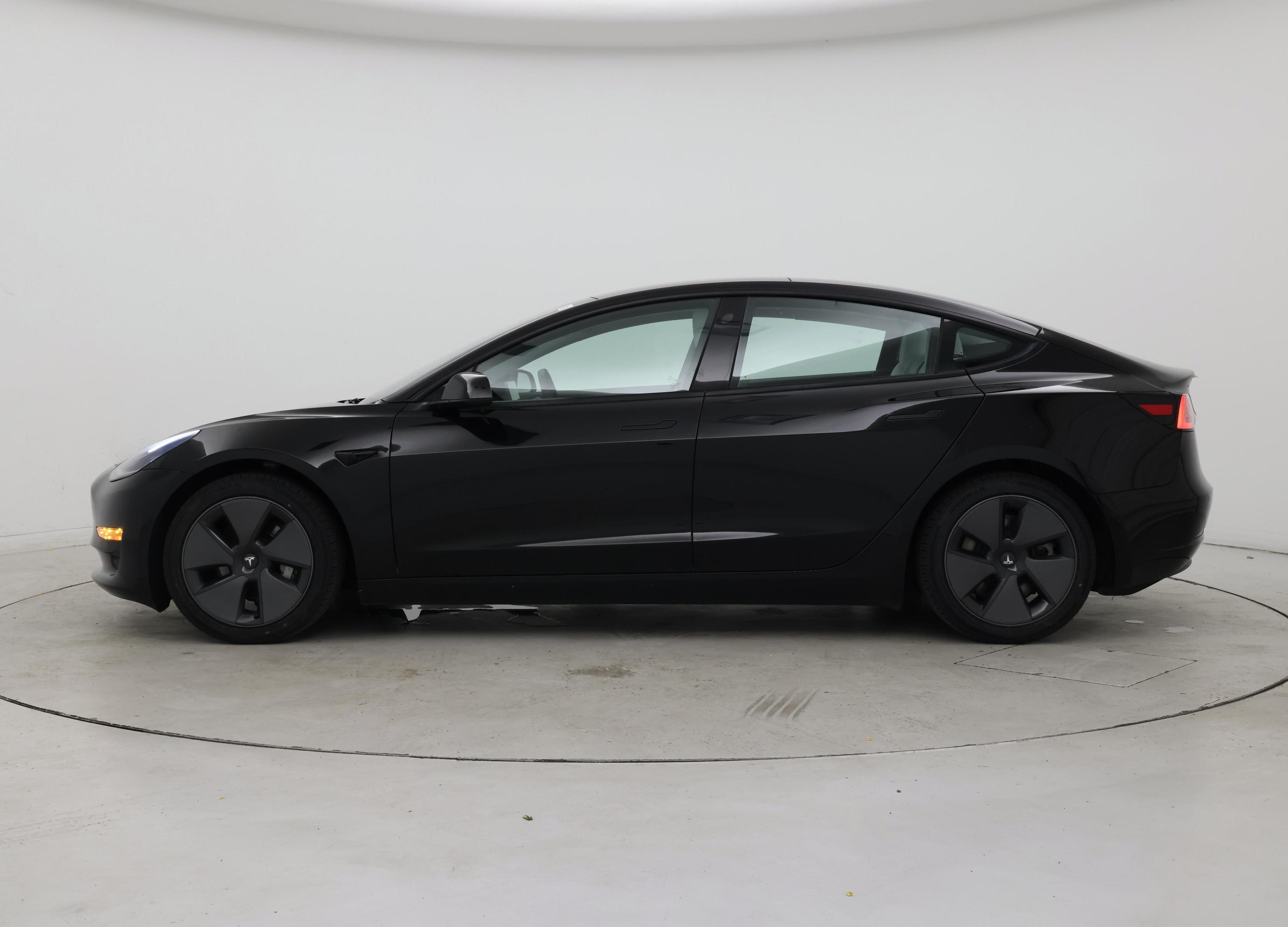 Thumbnail: 2021 Tesla Model 3 - 3