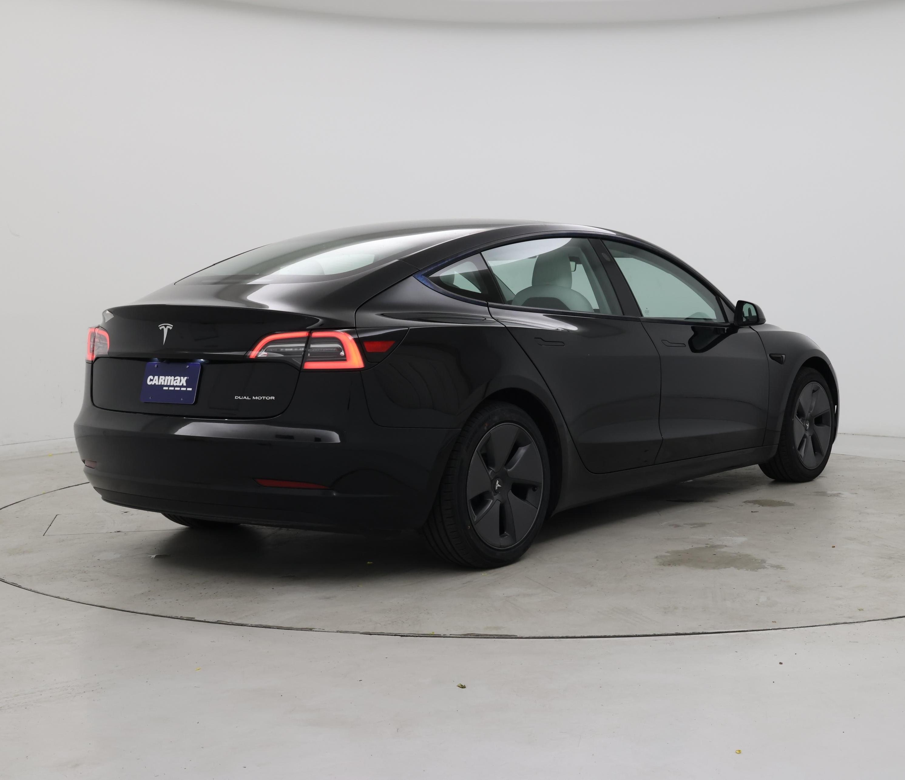 Thumbnail: 2021 Tesla Model 3 - 8