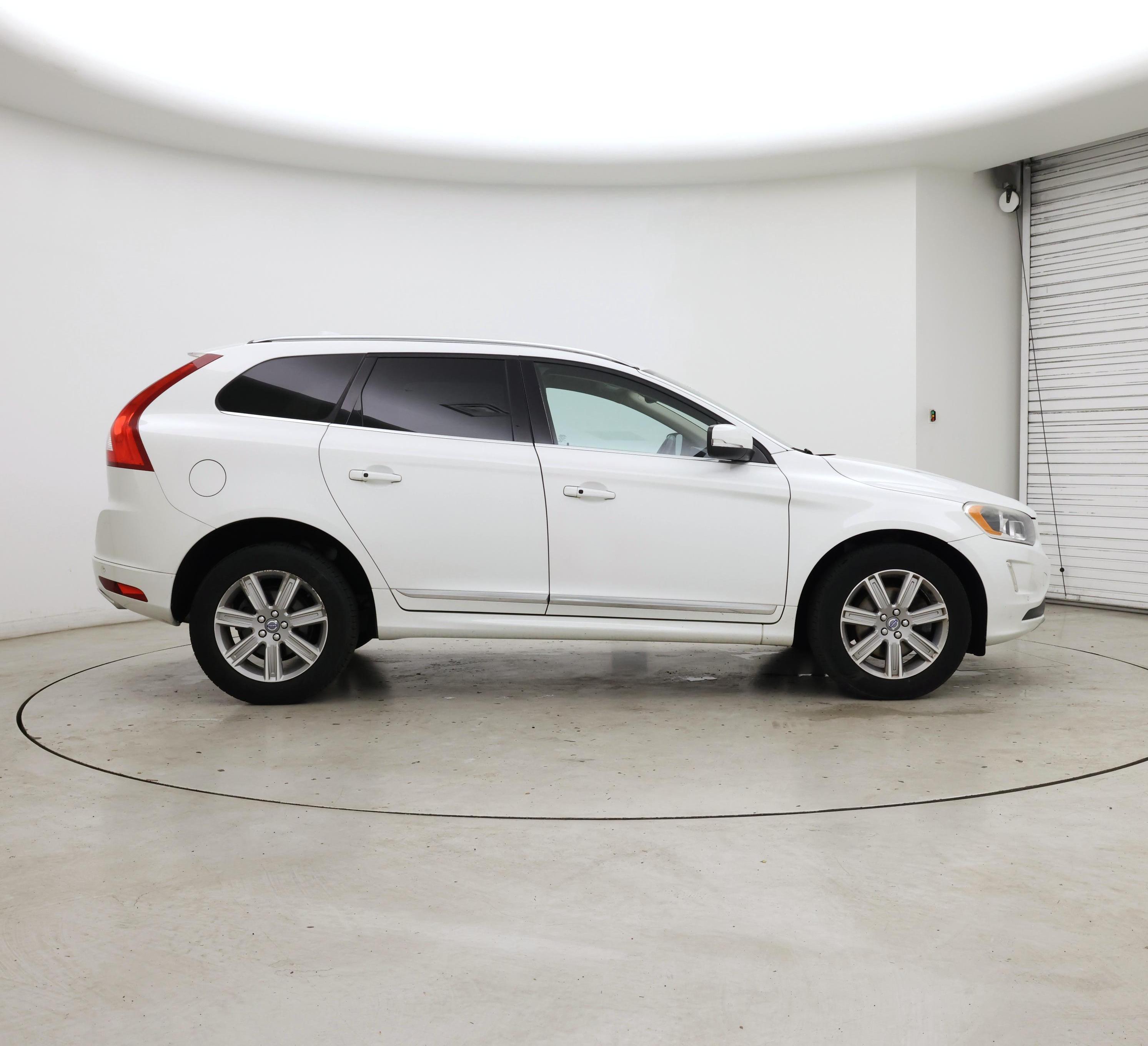 Thumbnail: 2016 Volvo XC60 - 7