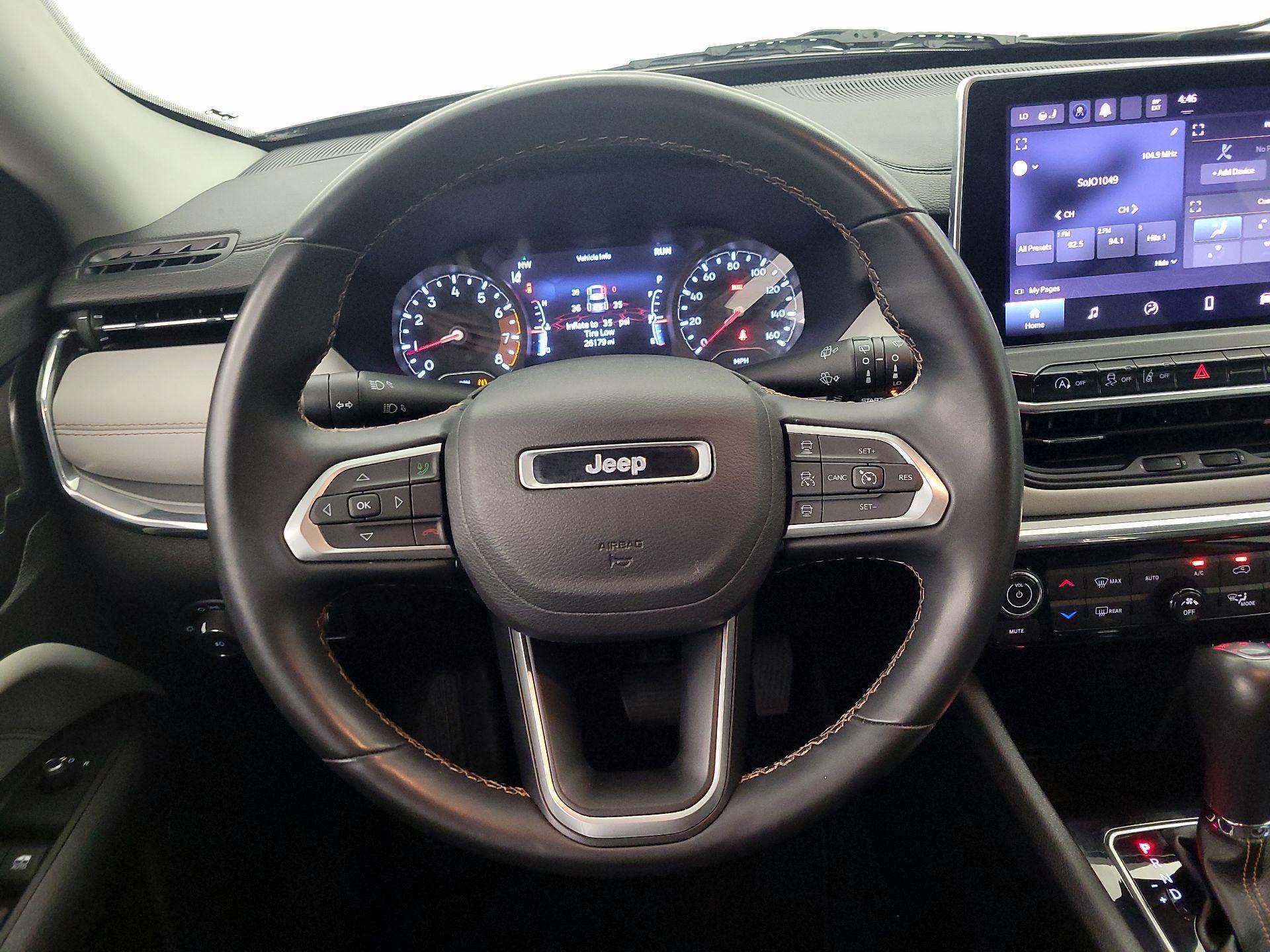 Thumbnail: 2022 Jeep Compass - 10