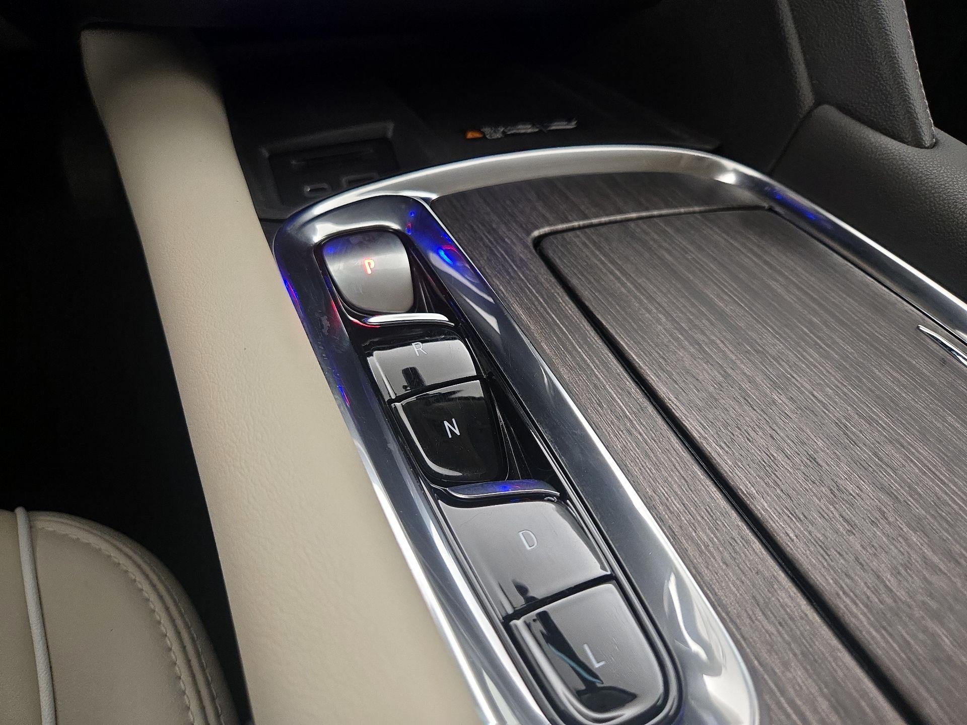 Thumbnail: 2023 Buick Enclave - 18