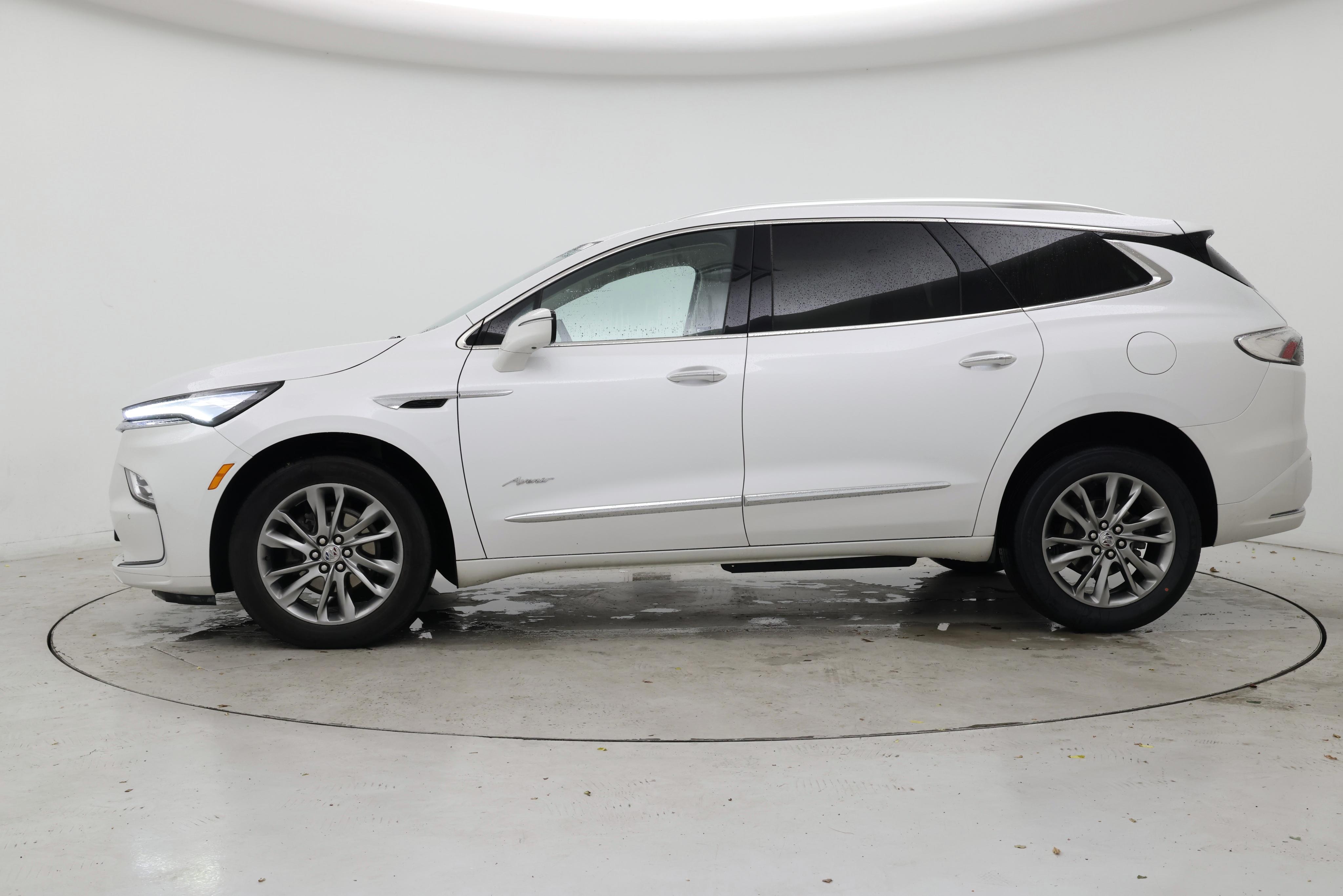 Thumbnail: 2023 Buick Enclave - 3