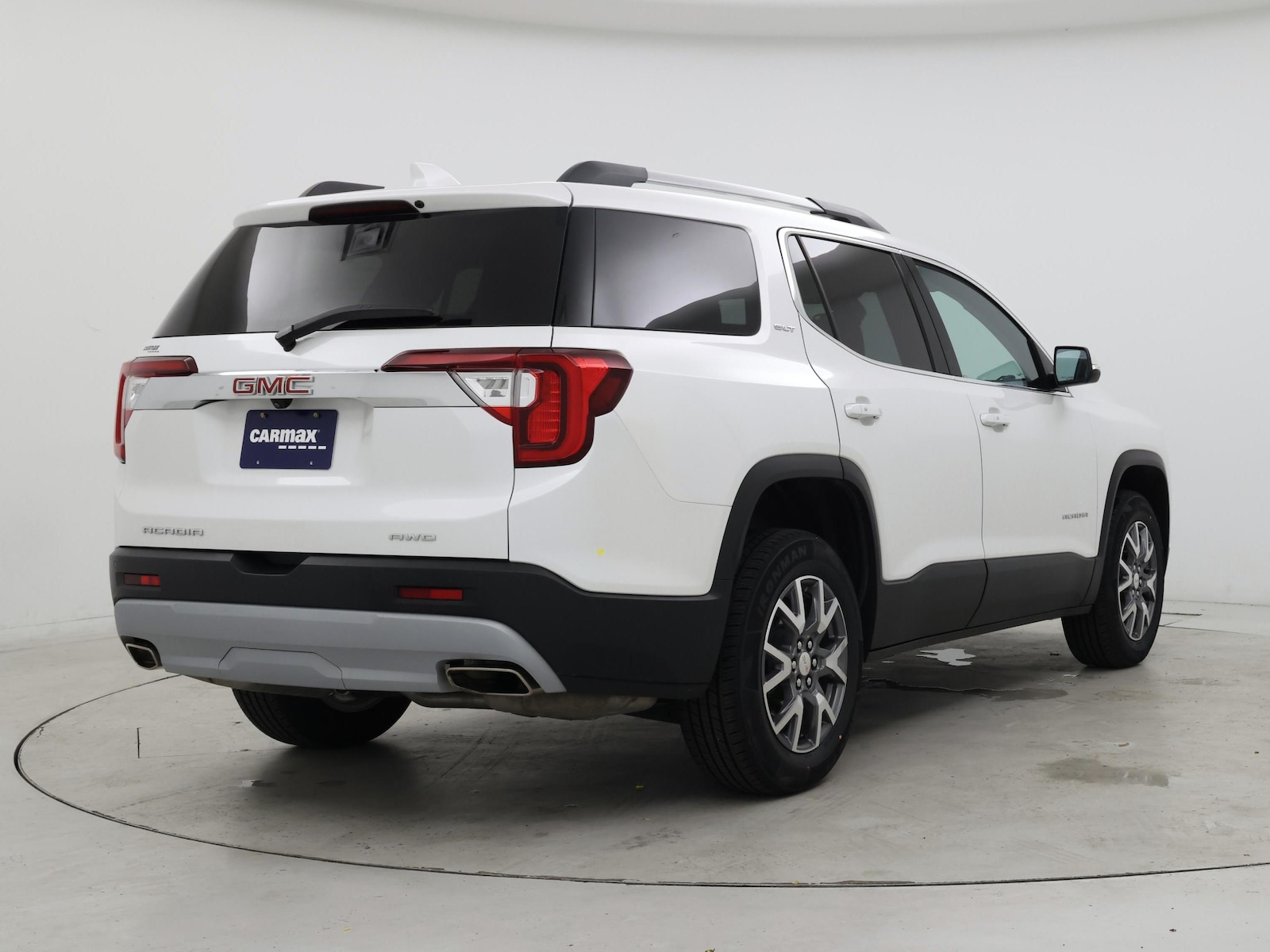 2023 GMC Acadia SLT - Photo 9