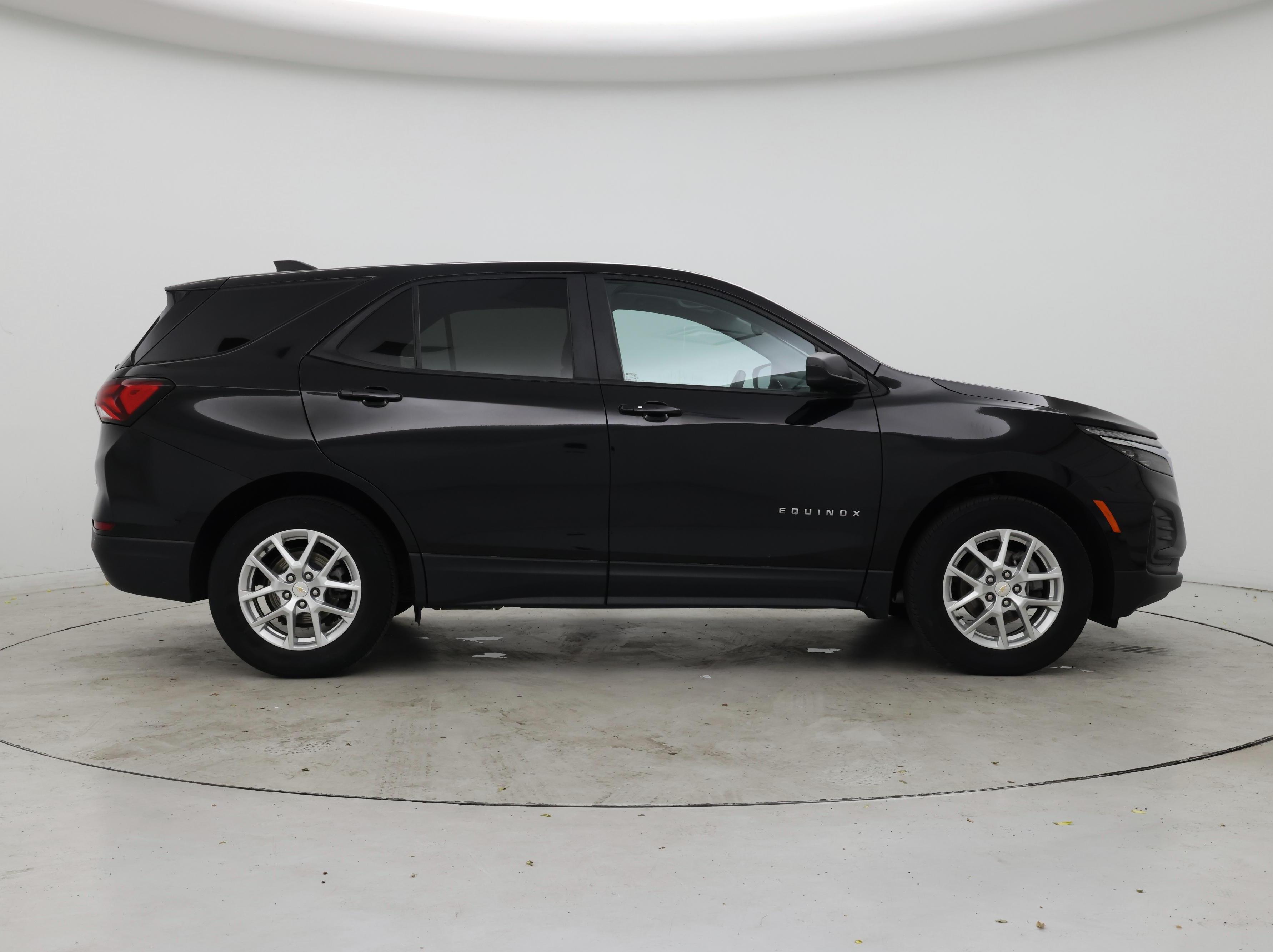 Thumbnail: 2023 Chevrolet Equinox - 7