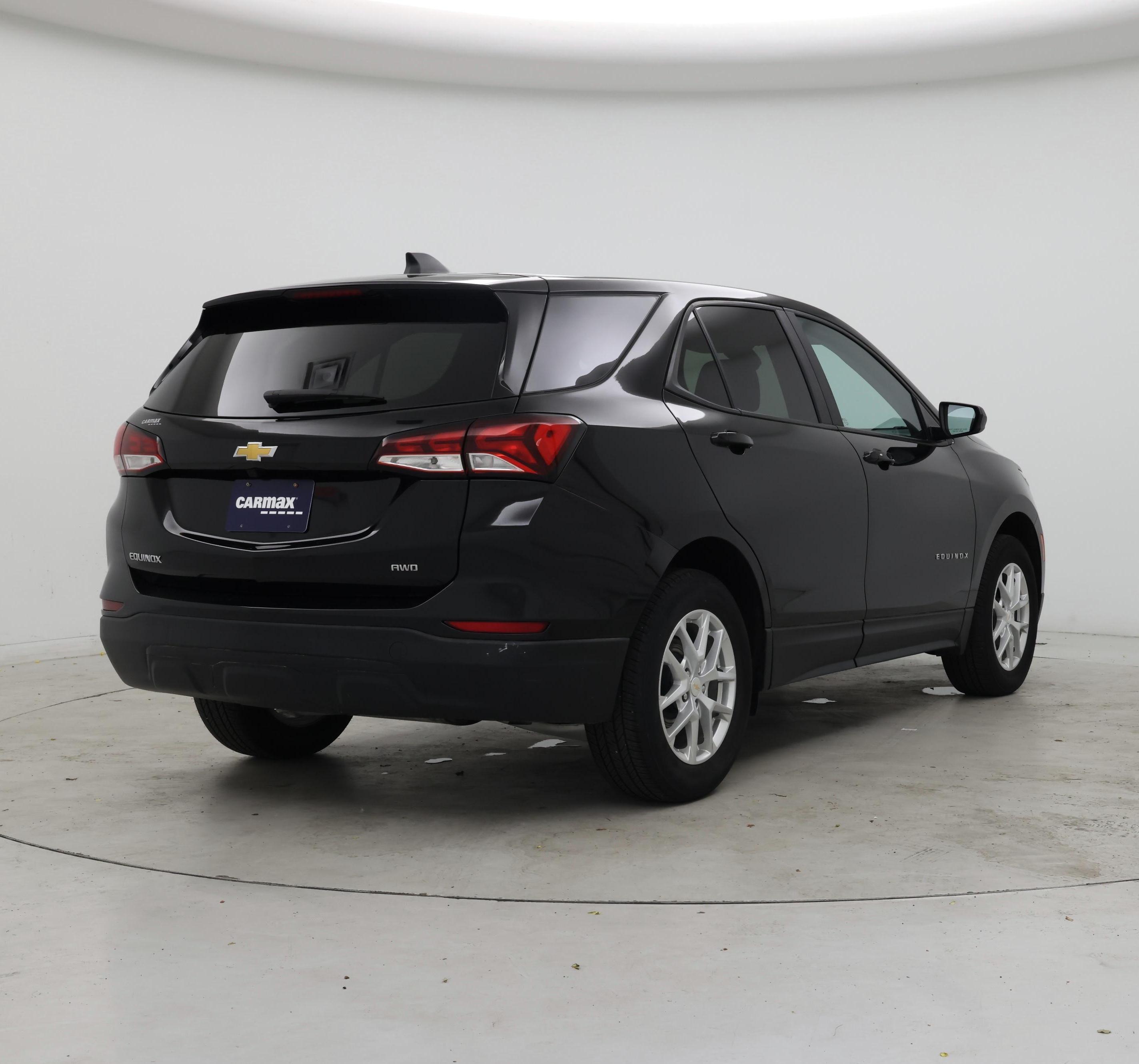 Thumbnail: 2023 Chevrolet Equinox - 8