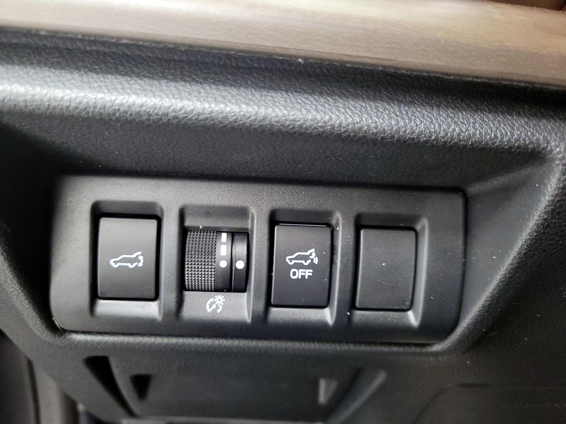 Thumbnail: 2022 Subaru Outback - 13